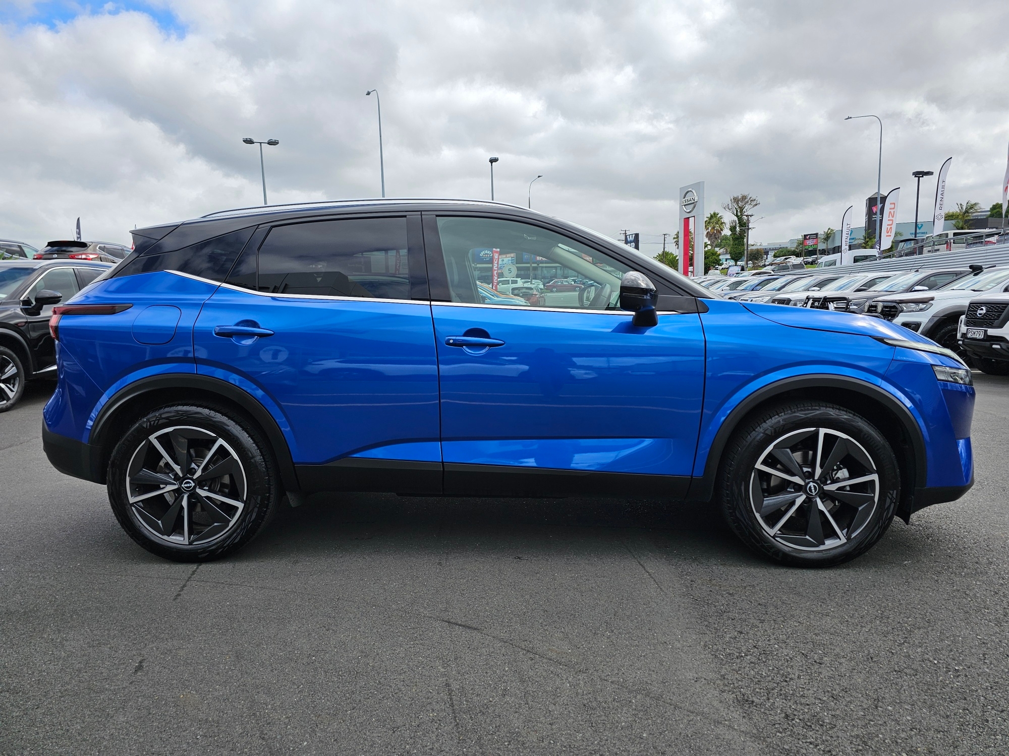 2023 Nissan Qashqai | TI 1.3PT | 23023 | 5