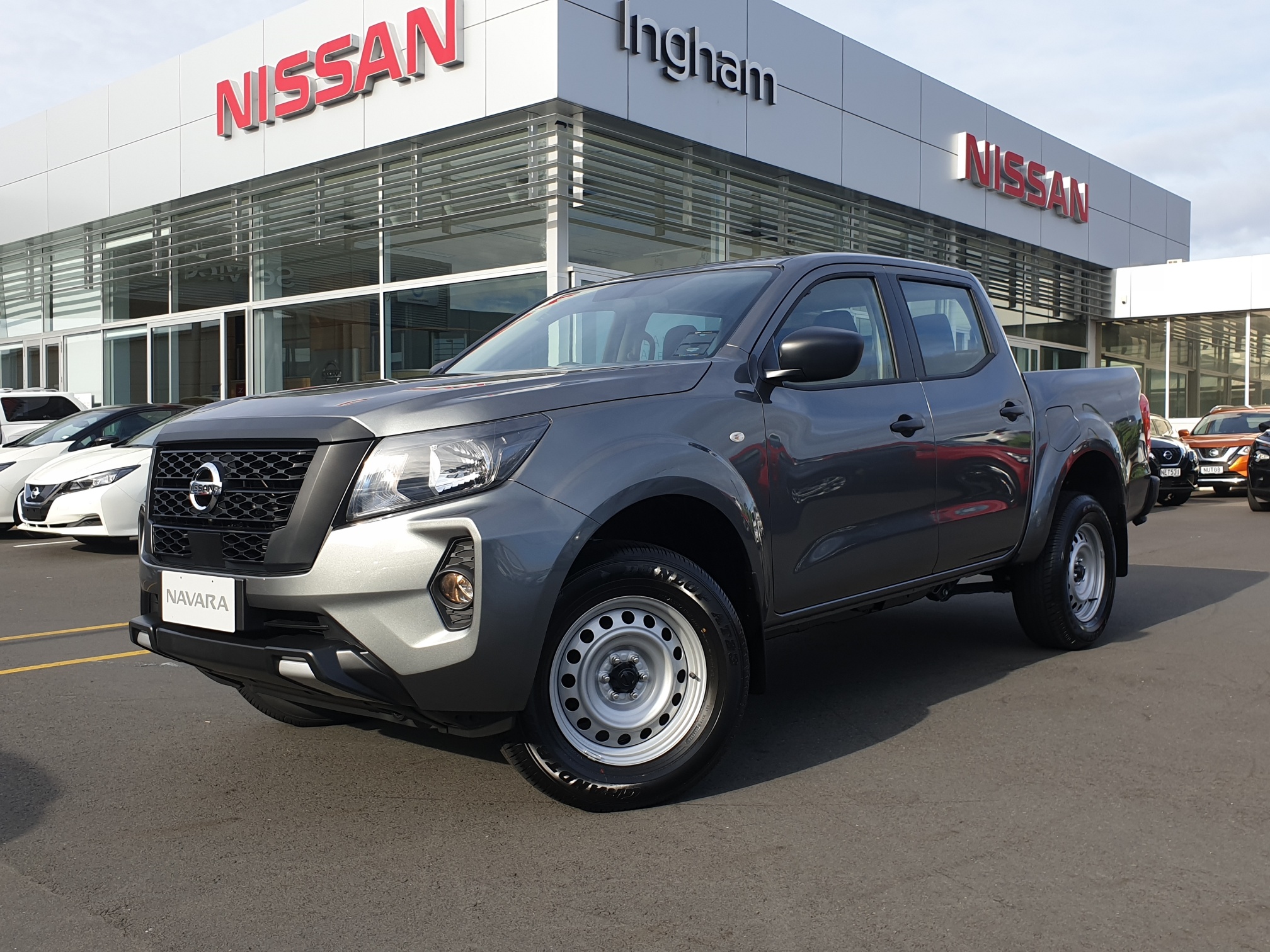 2024 Nissan Navara | SL 2.3D/2WD/6SP | 23032 | 1