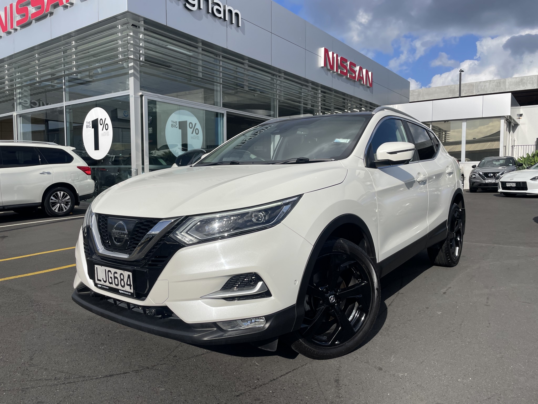 2018 Nissan Qashqai | N-TEC 2.0P | 23329 | 2