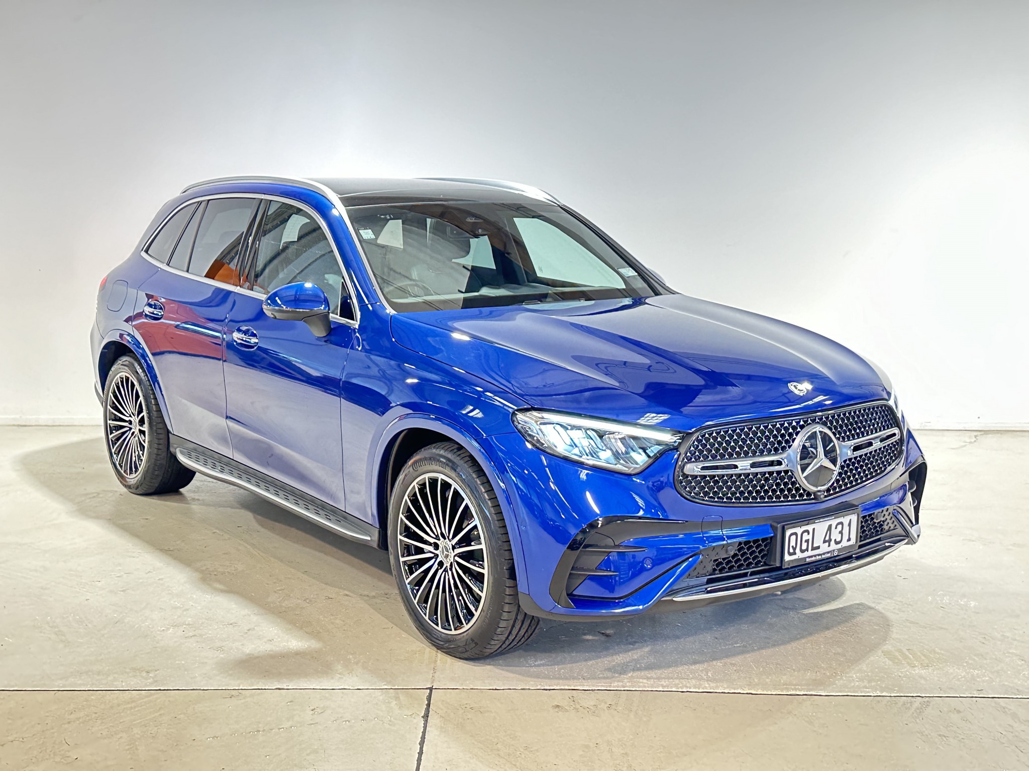 2023 Mercedes-Benz GLC 300 | GLC300 2.0PMH/4WD/9AT | 23330 | 1