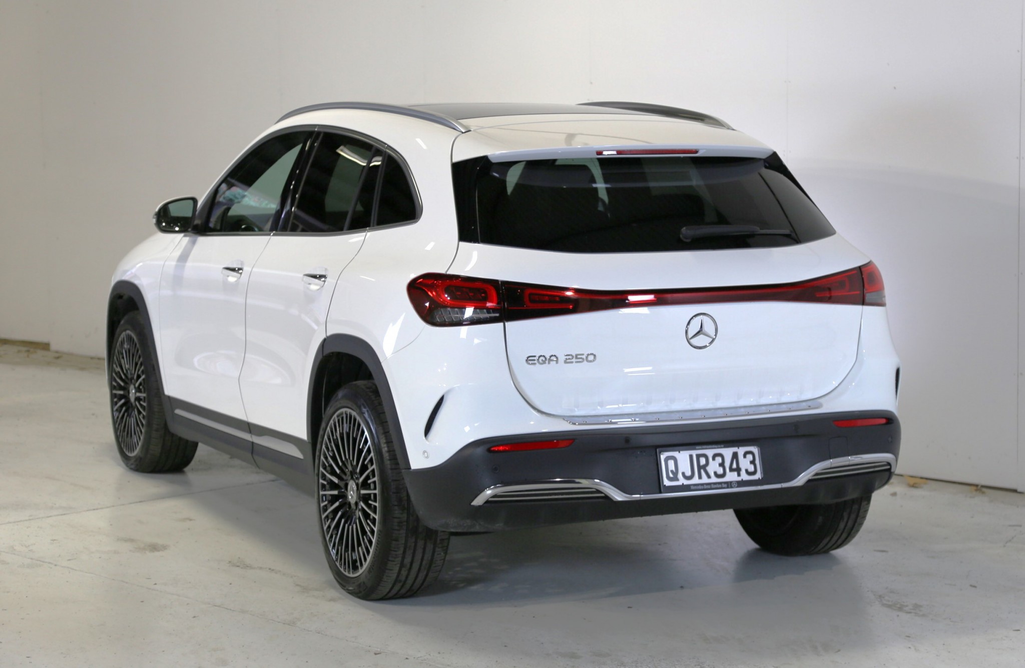 2023 Mercedes-Benz EQA | 250 AMG Line 20s PanoRoof | 23403 | 4