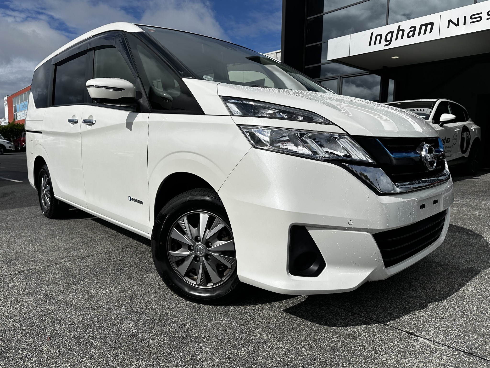 2018 Nissan Serena | E-POWER | 23425 | 1