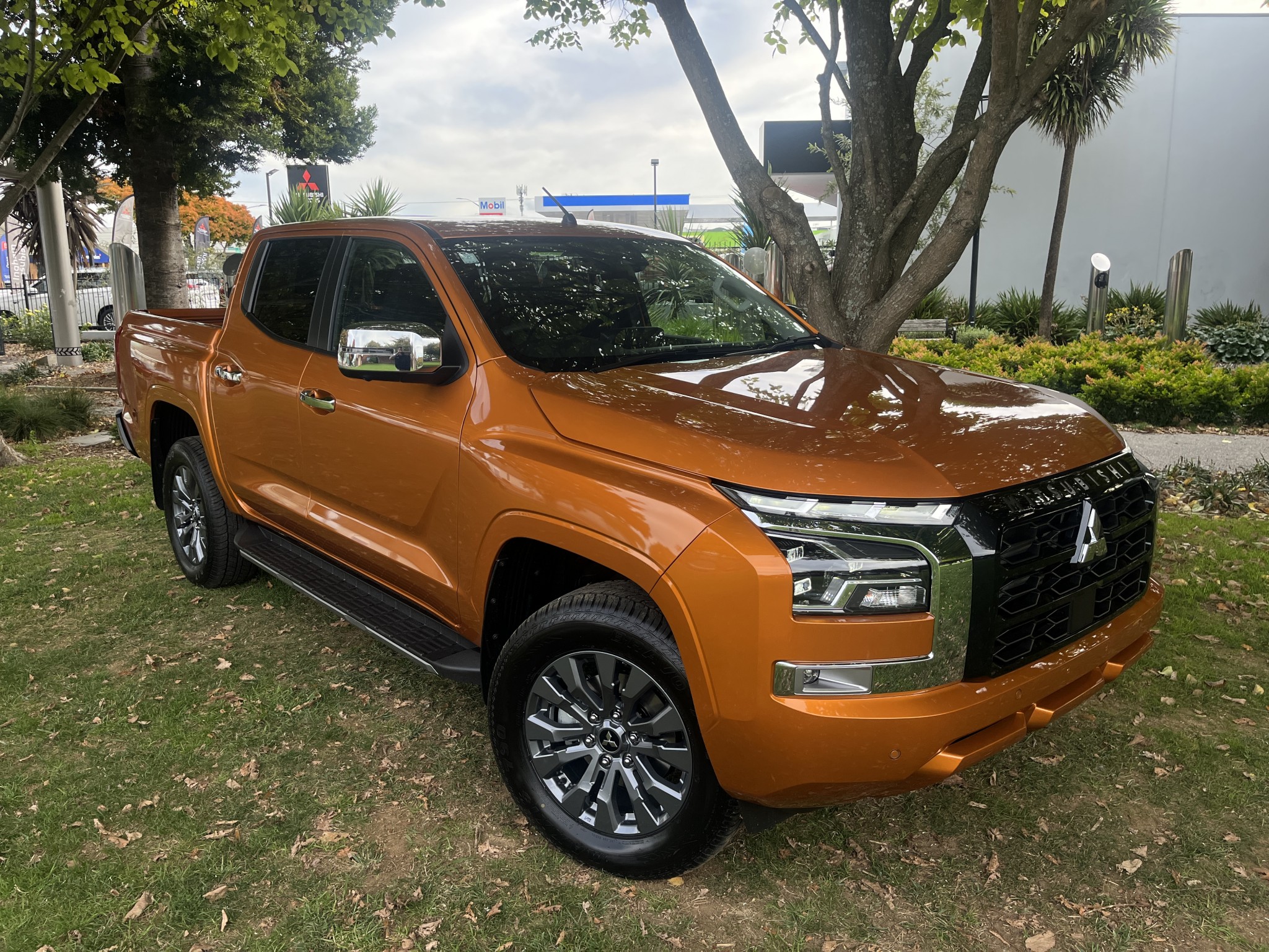 2024 Mitsubishi Triton | GLXR 4WD 6AT DC 2.4D AUTO Twin Turbo  | 23428 | 1