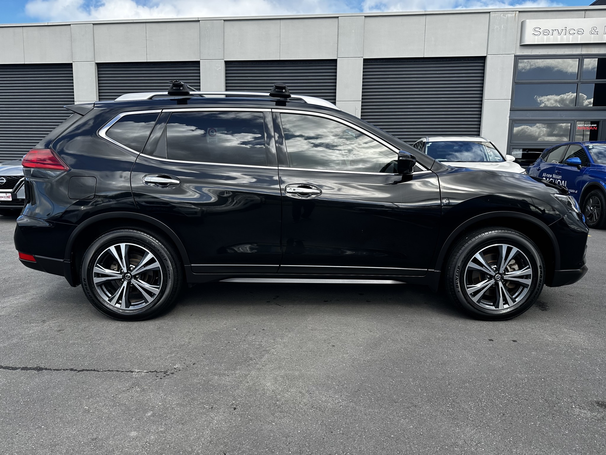 2022 Nissan X-Trail | ST-L 2.5P | 23442 | 2