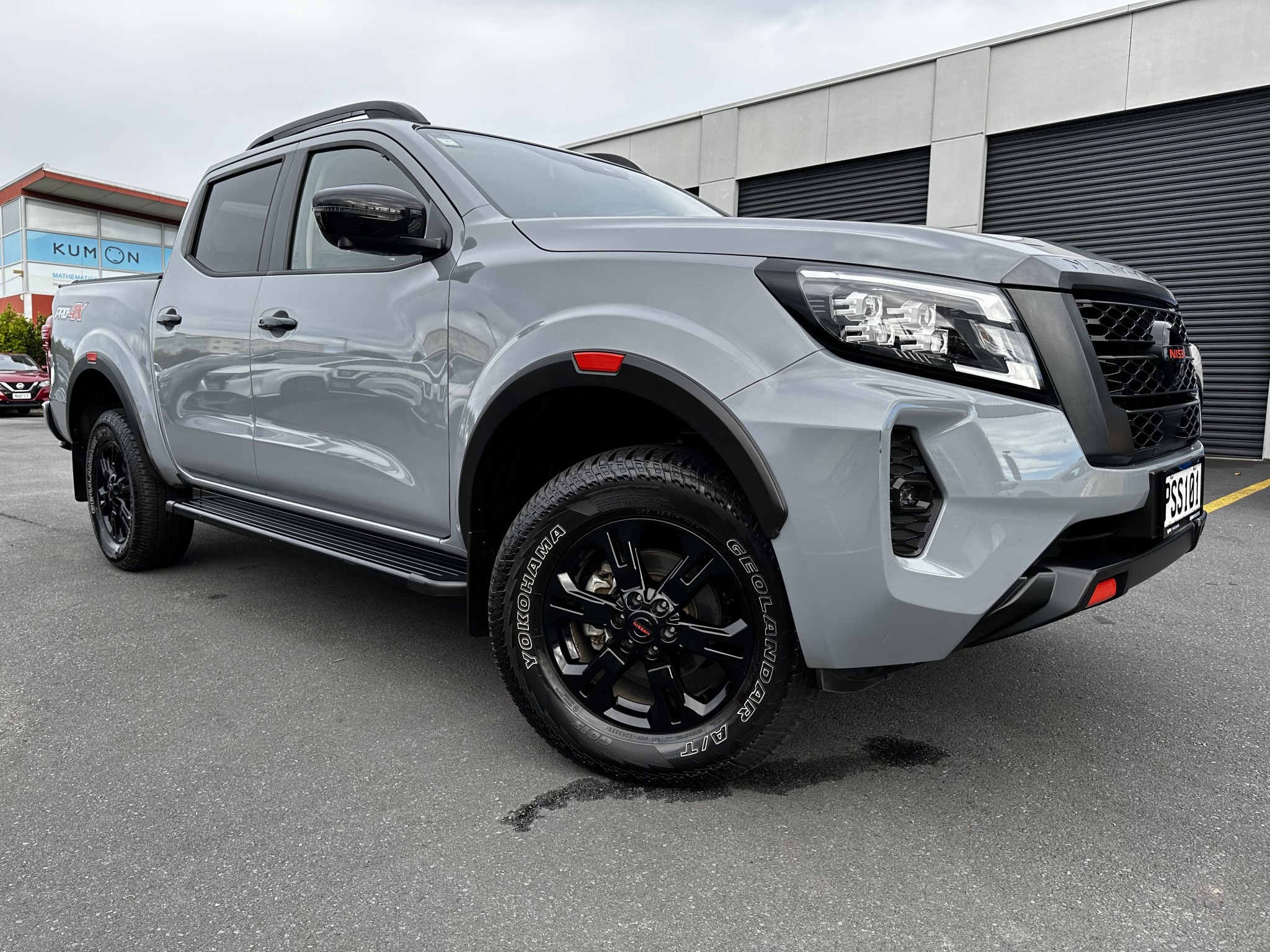 2023 Nissan Navara | PRO-4X 2.3D/4WD | 23443 | 1