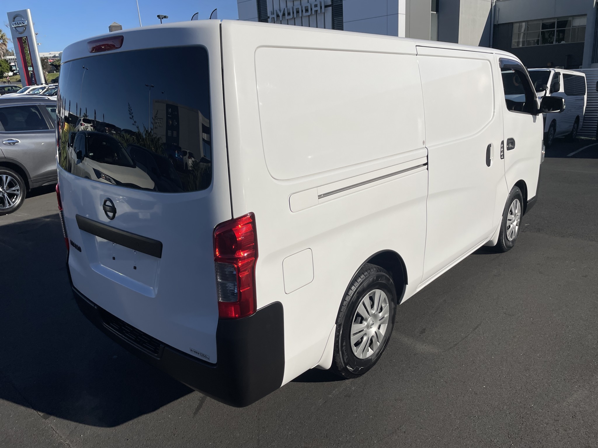 2017 Nissan CARAVAN | NV350 | 23576 | 6