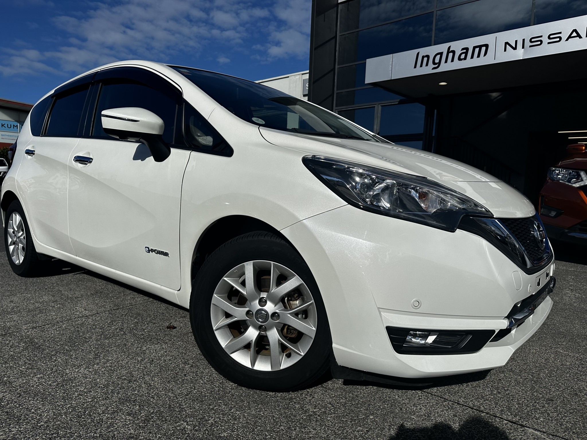 2018 Nissan Note | MEDALIST E-POWER | 23649 | 1