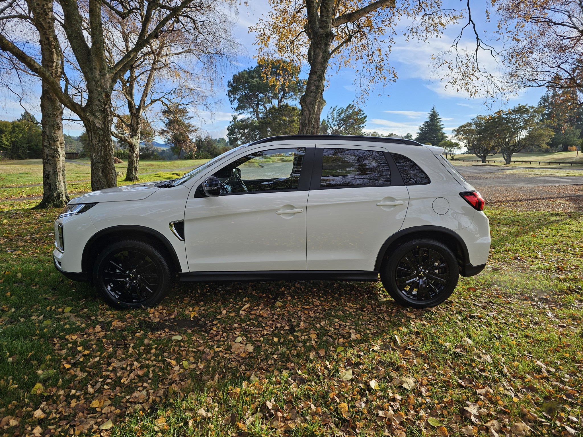 2024 Mitsubishi ASX | BLK 2.0P/CVT | 23671 | 7