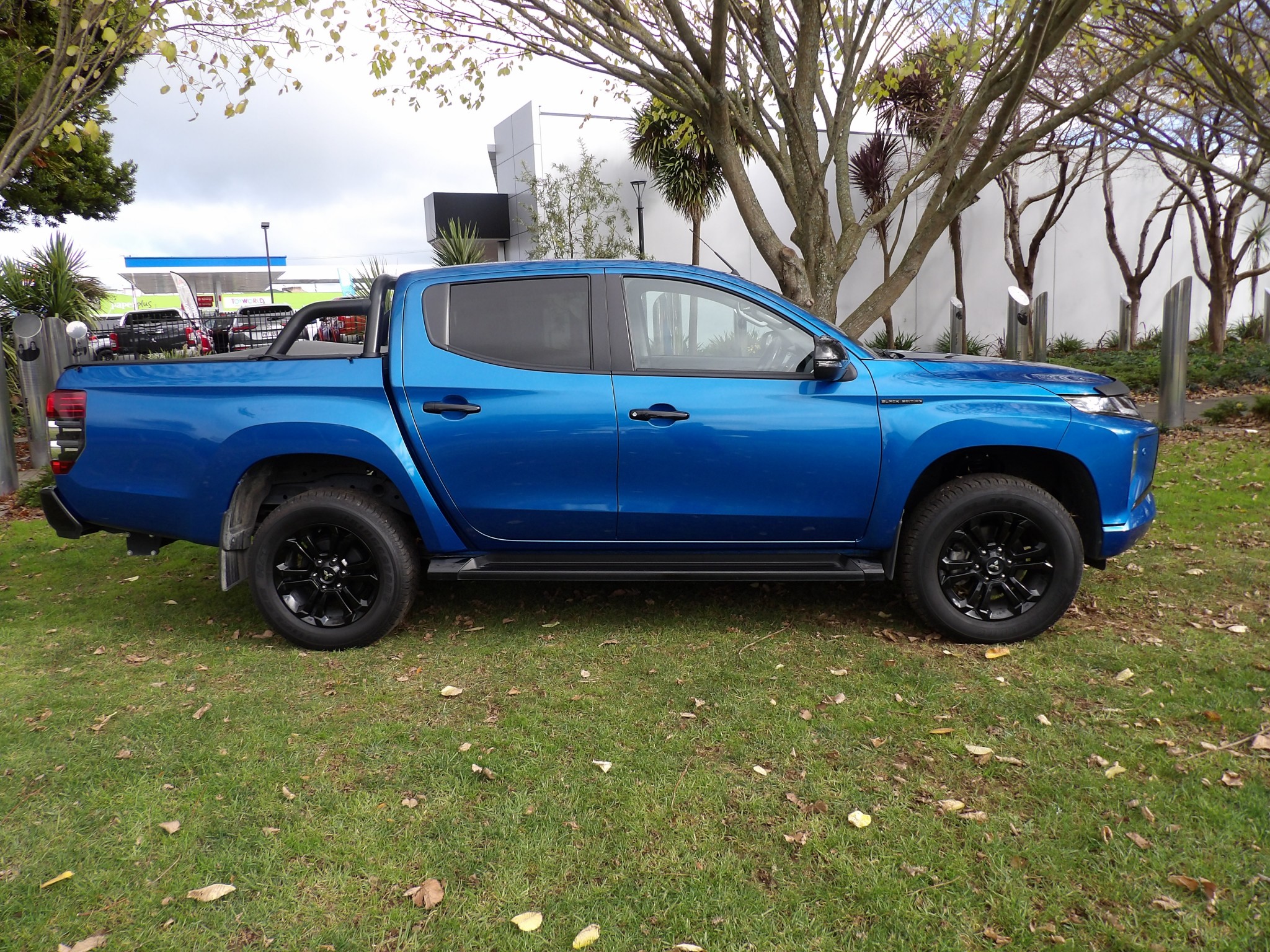 2023 Mitsubishi Triton | DC GLSB 4WD 6AT 2.4D AUTO DIESEL TURBO 4X4 | 23694 | 3