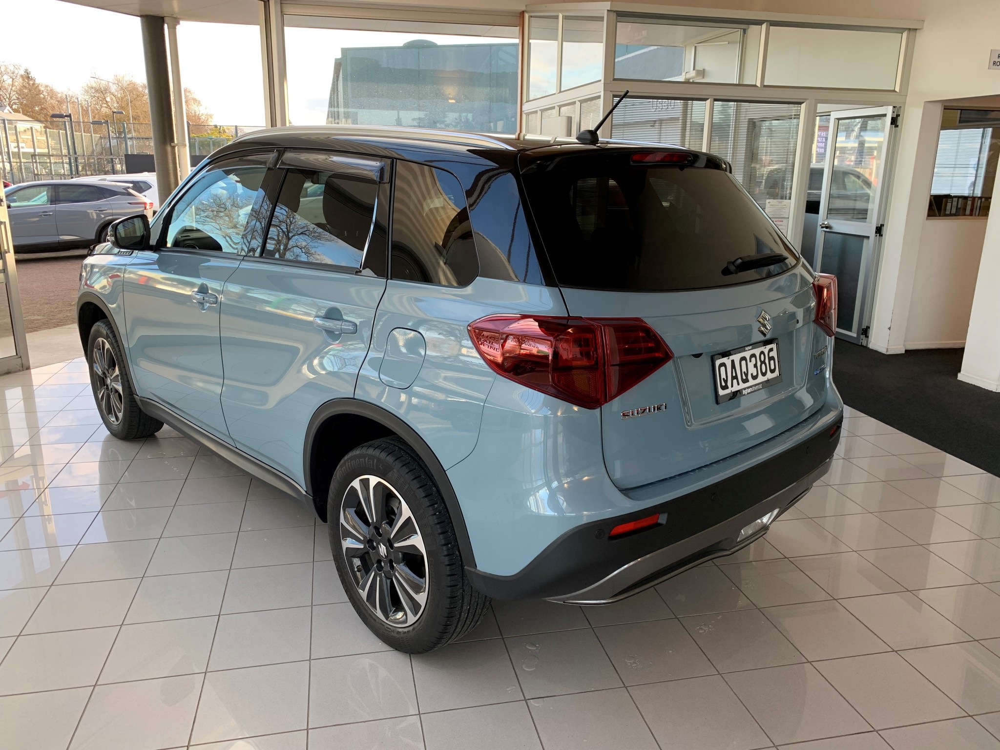 2023 Suzuki Vitara | JLX HYBRID 2WD 1.4PT | 23783 | 2