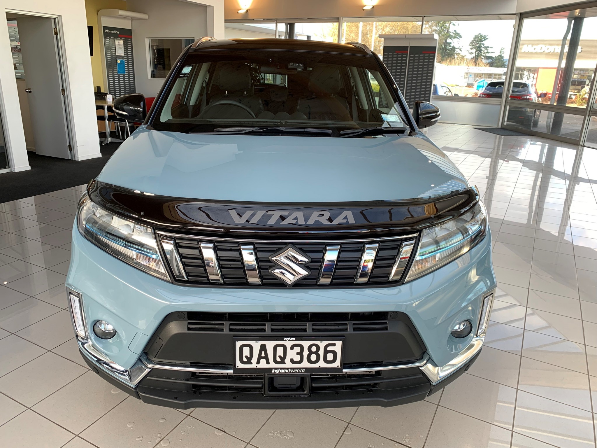 2023 Suzuki Vitara | JLX HYBRID 2WD 1.4PT | 23783 | 5