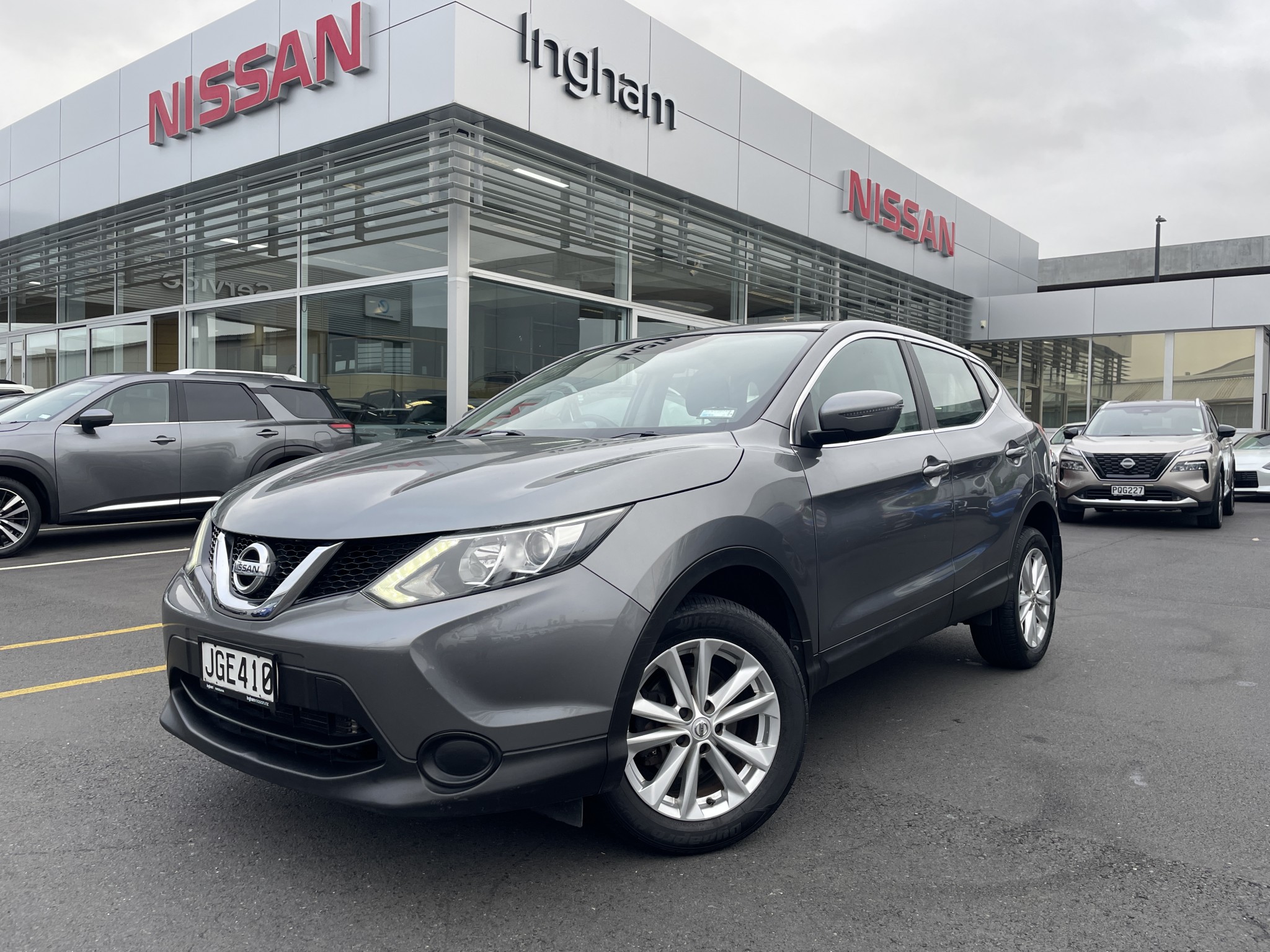 2015 Nissan Qashqai | ST 2.0P/1CVT/HA/5DR | 23802 | 1