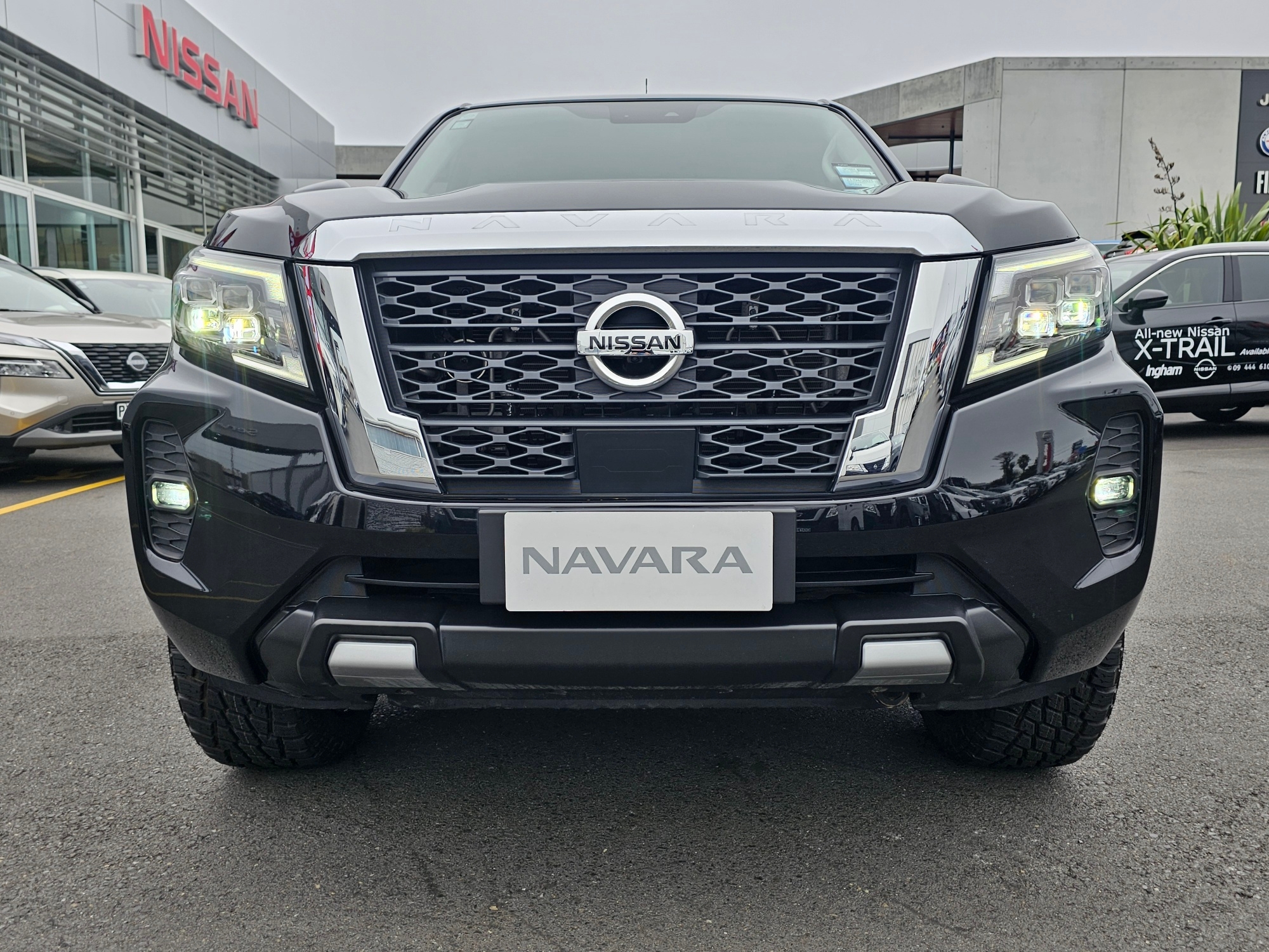 2024 Nissan Navara | PLATINUM 4X     | 23805 | 2