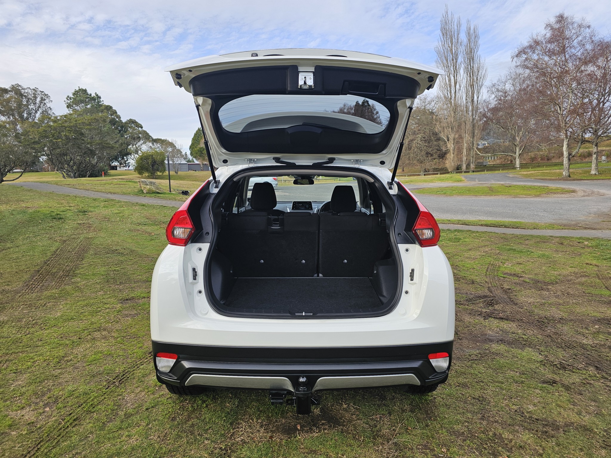 2019 Mitsubishi Eclipse Cross | XLS 1.5P/8CVT | 23835 | 5