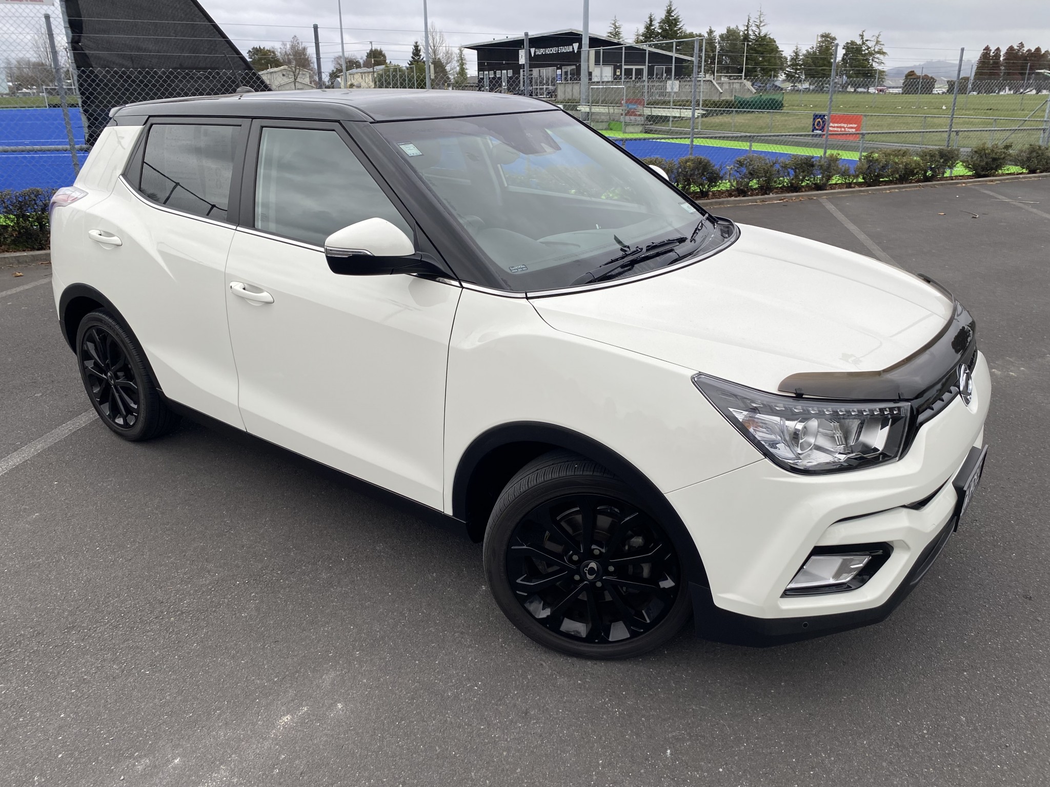 2019 SsangYong TIVOLI | LTD AUTO 1.6P/6AT/SW | 23927 | 6