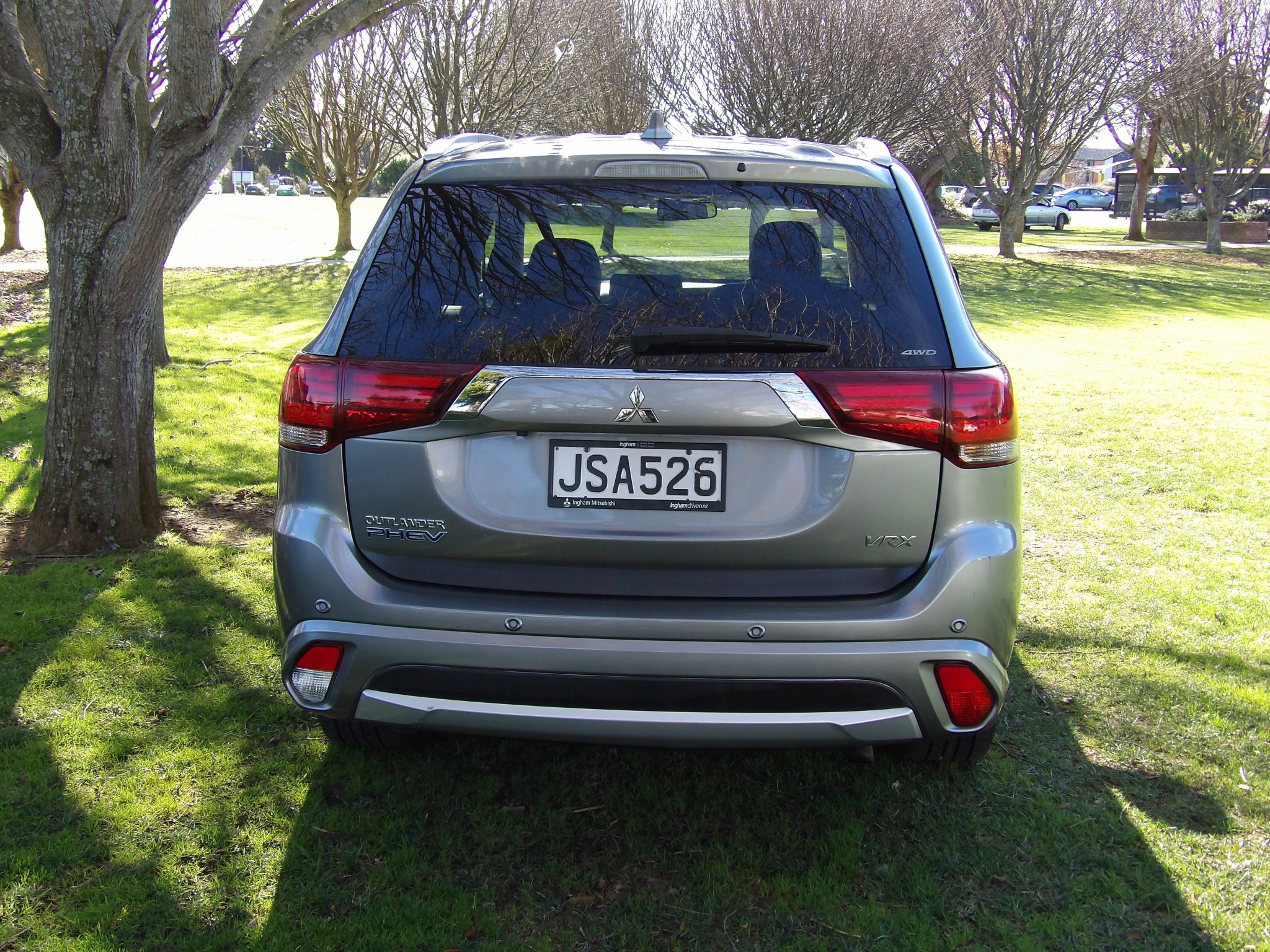 2016 Mitsubishi Outlander | VRX 2.0PHEV/4WD/1AT AUTO 5 SEAT PLUG IN HYBRID | 23979 | 5