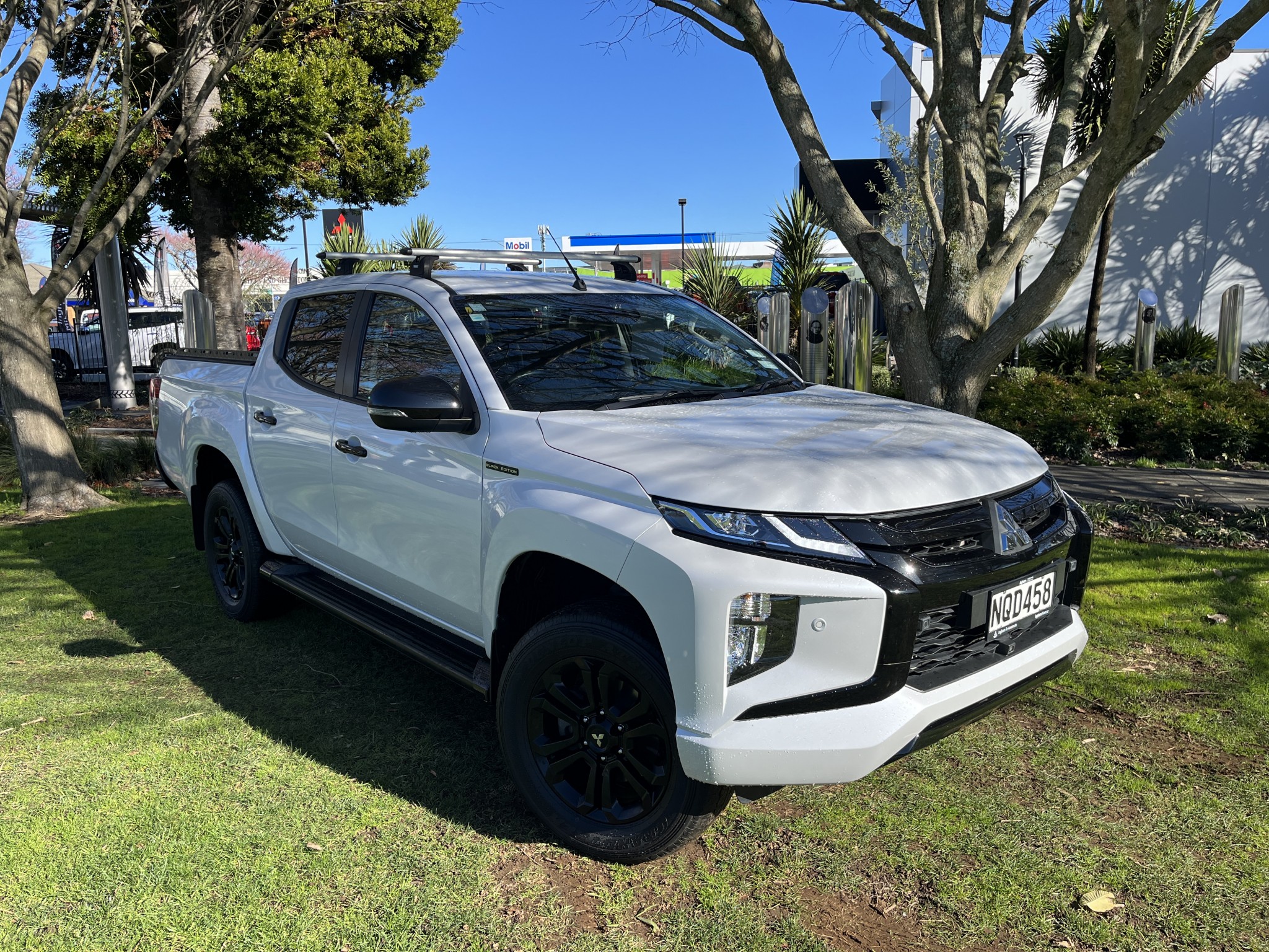 2021 Mitsubishi Triton | DC GLSB 4WD 6AT 2.4D AUTO 4X4 DIESEL  | 24018 | 1