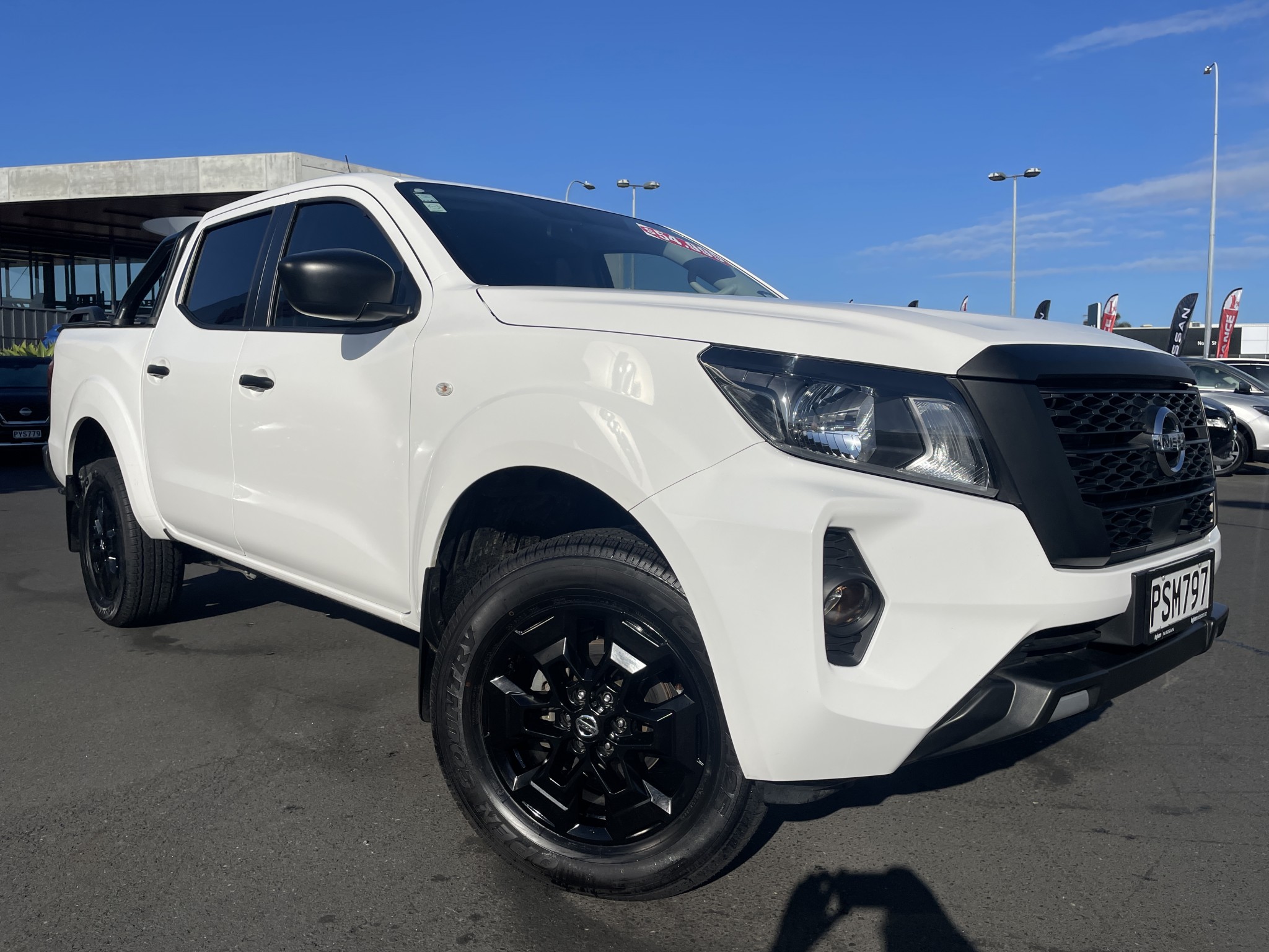 2023 Nissan Navara | SL-450 2.3D/4WD | 24063 | 4