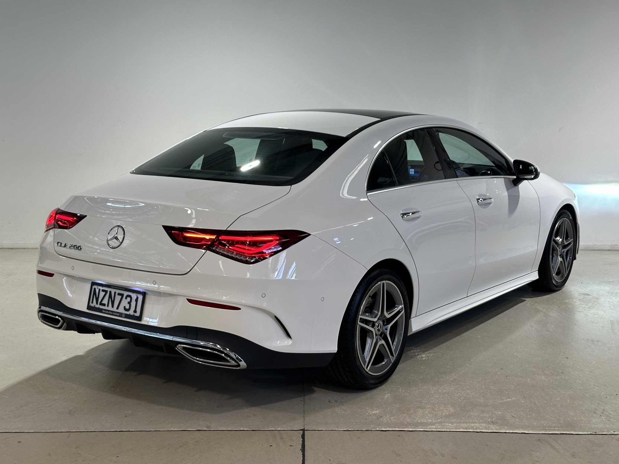 2022 Mercedes-Benz CLA 200 | CLA200 1.3P/7AT | 24098 | 3