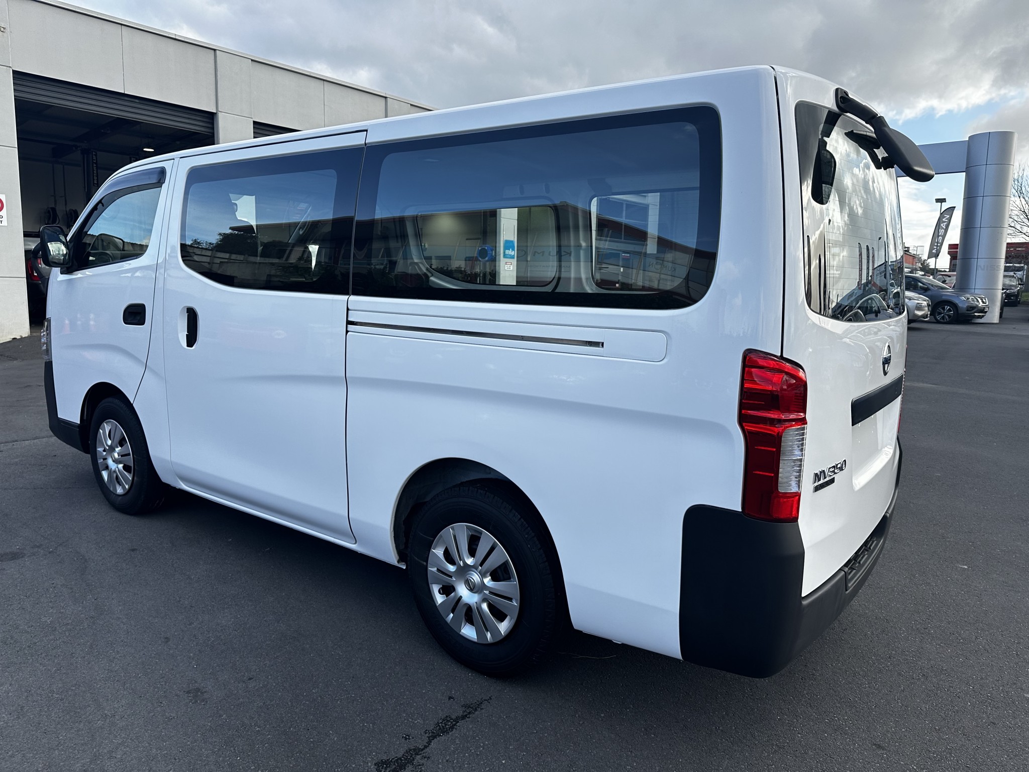 2019 Nissan CARAVAN | NV350 | 24216 | 6