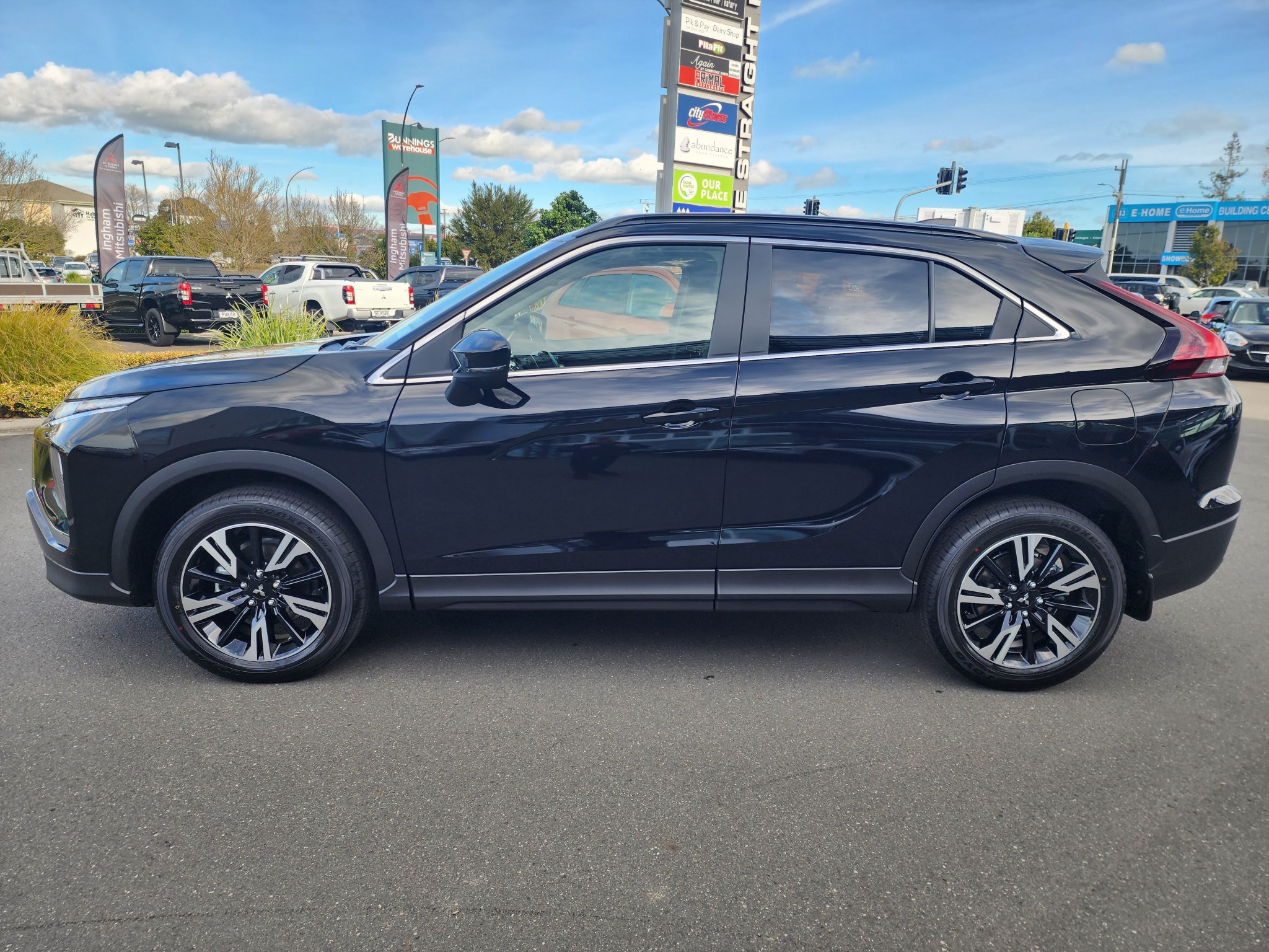 2024 Mitsubishi Eclipse Cross | XLS 1.5P 2WD | 24279 | 3