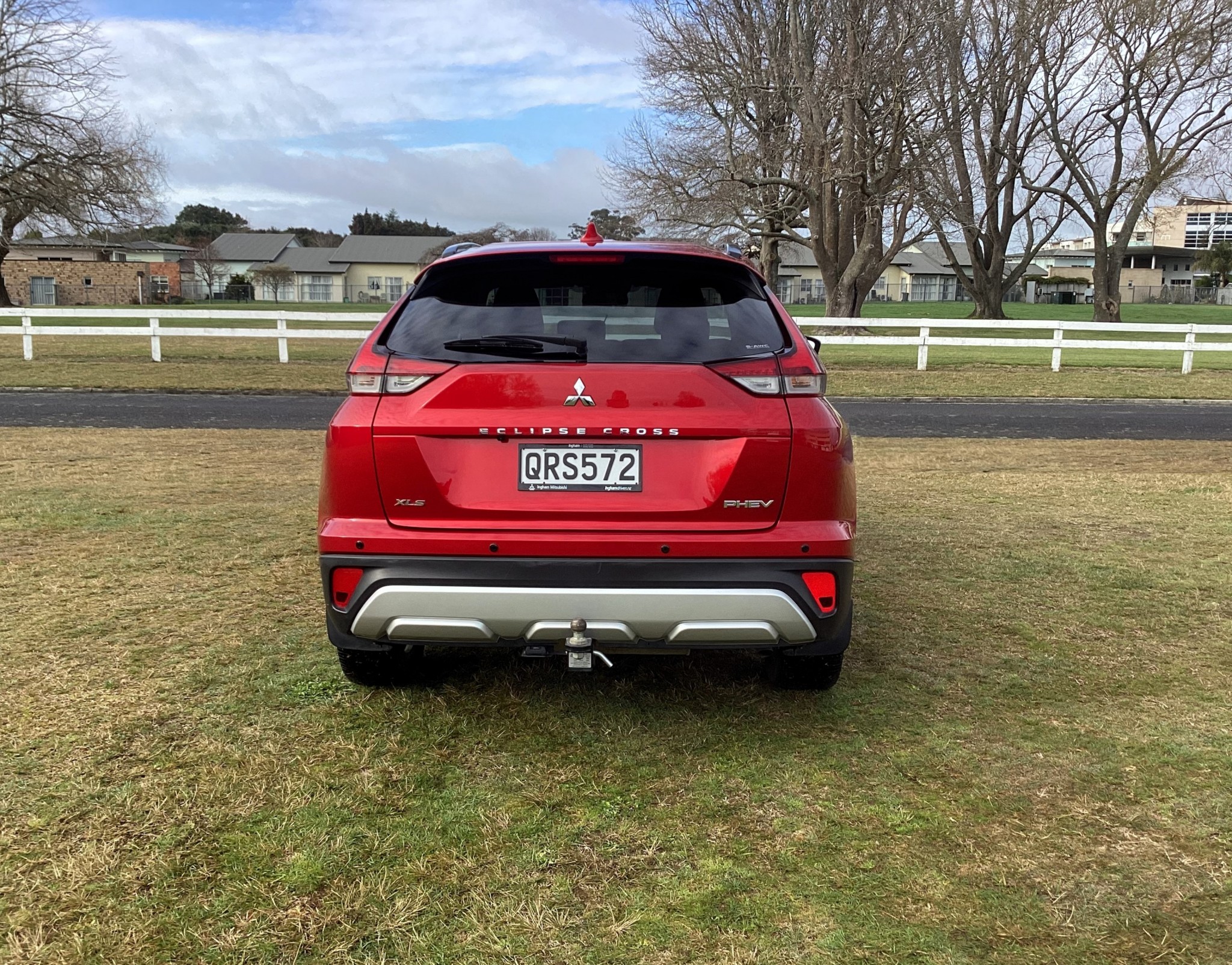 2021 Mitsubishi Eclipse Cross | XLS PLUG IN HYBRID, AWD, SUV.  | 24288 | 5