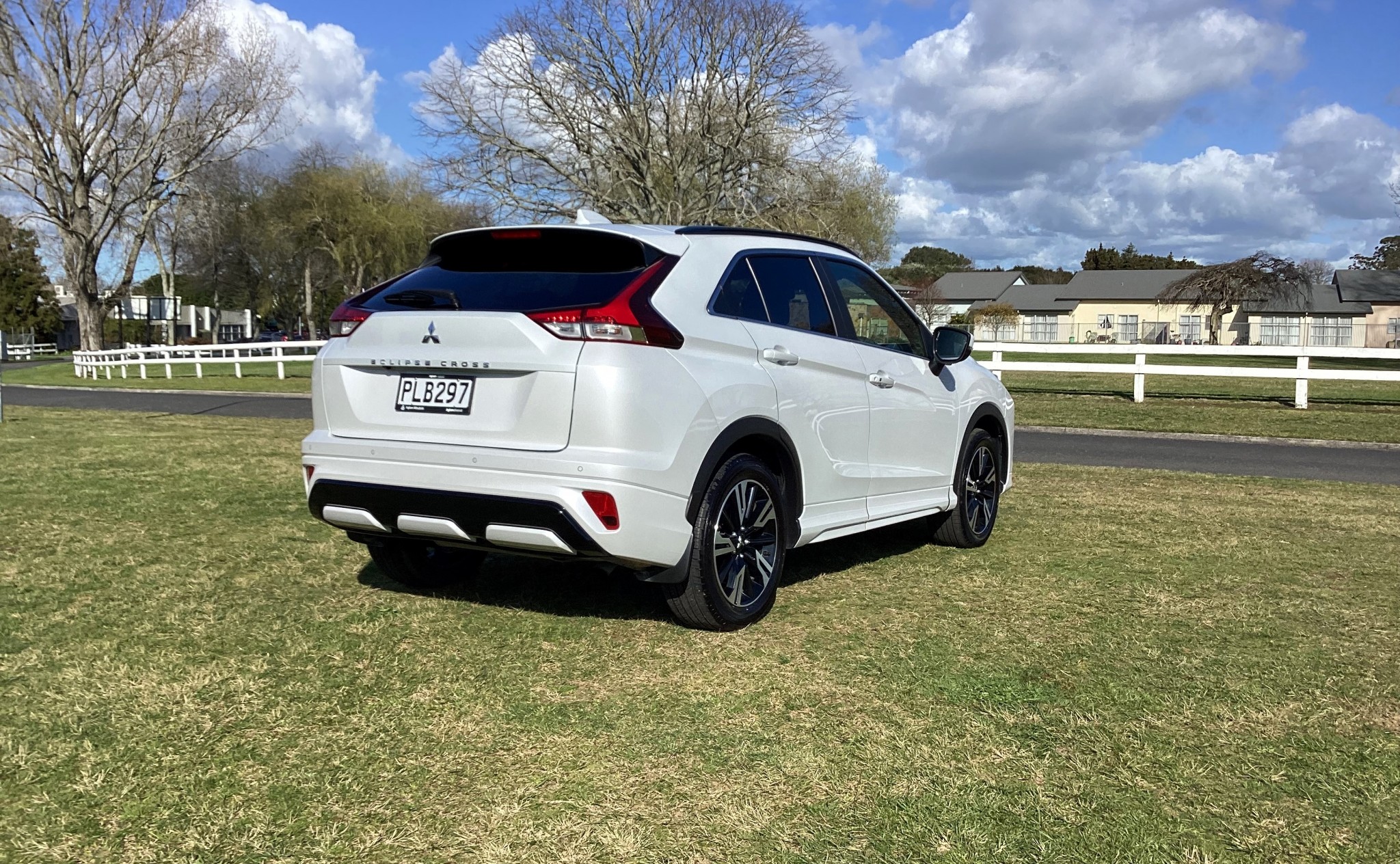 2022 Mitsubishi Eclipse Cross | VRX, 1.5L Turbo,  8 Stage CVT, SUV. | 24289 | 6