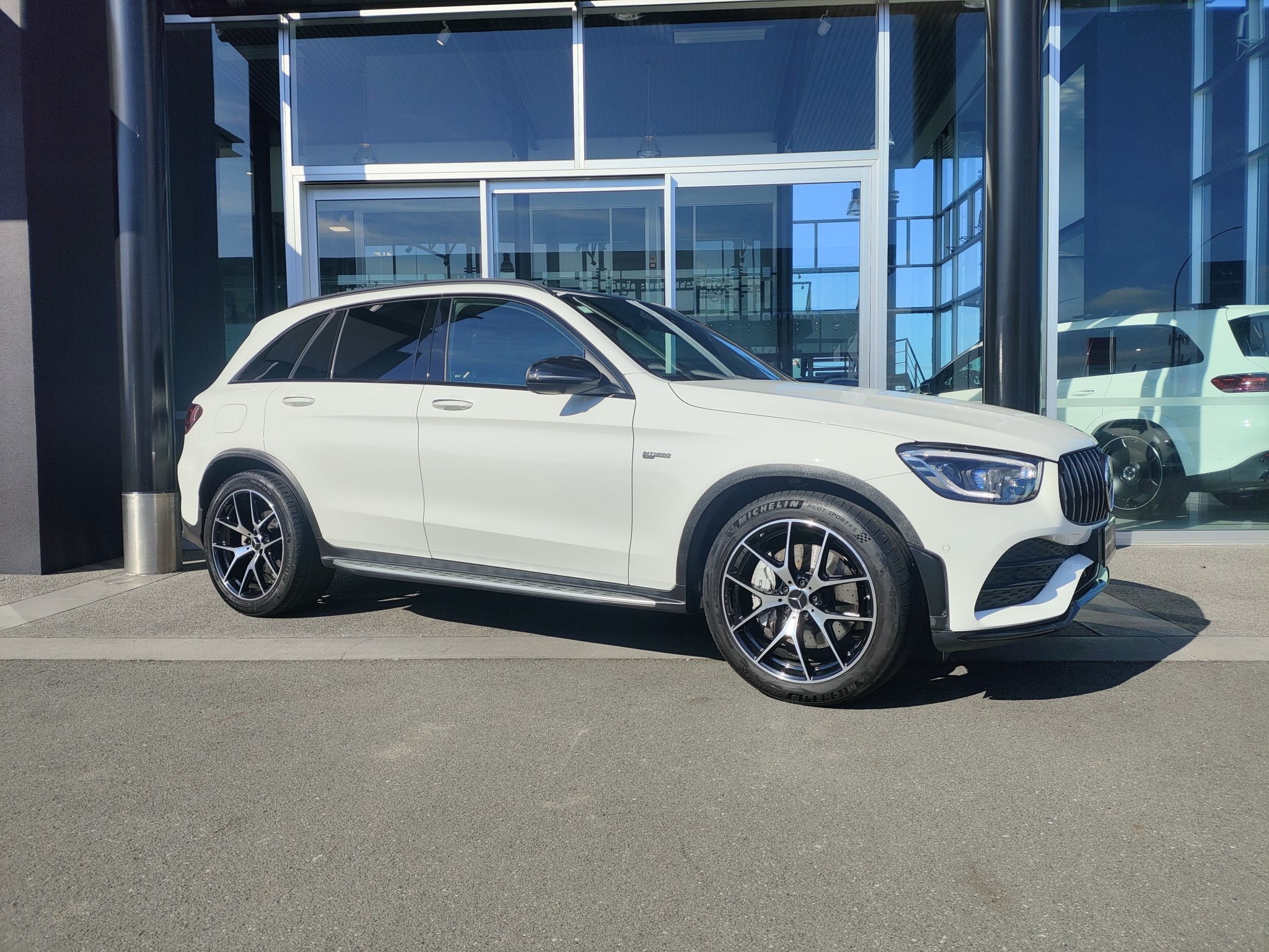 2021 Mercedes-Benz GLC 43 | AMG 3.0L BiTurbo V6 4matic | 24290 | 1