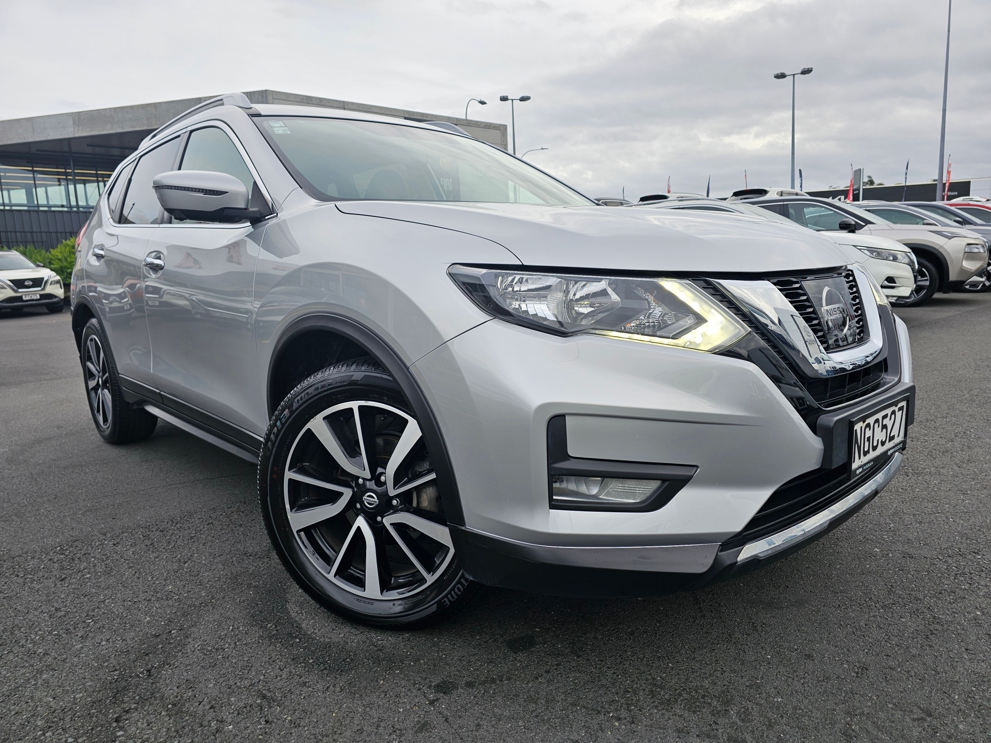 2021 Nissan X-Trail | ST-L 4WD | 24313 | 4