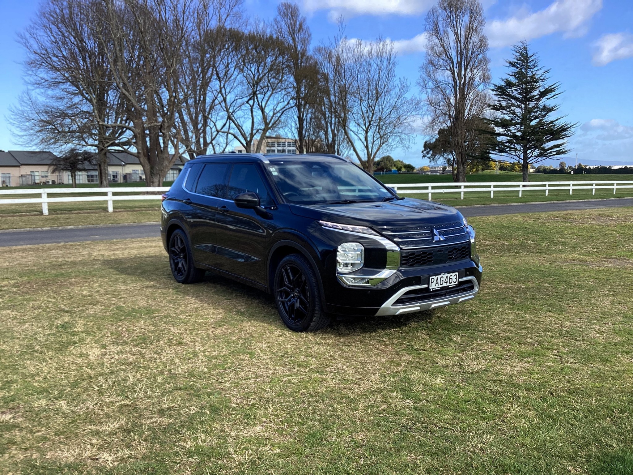 2022 Mitsubishi Outlander | VRX, AWD, 2.5L Petrol, 7 Seat, SUV. | 24326 | 1