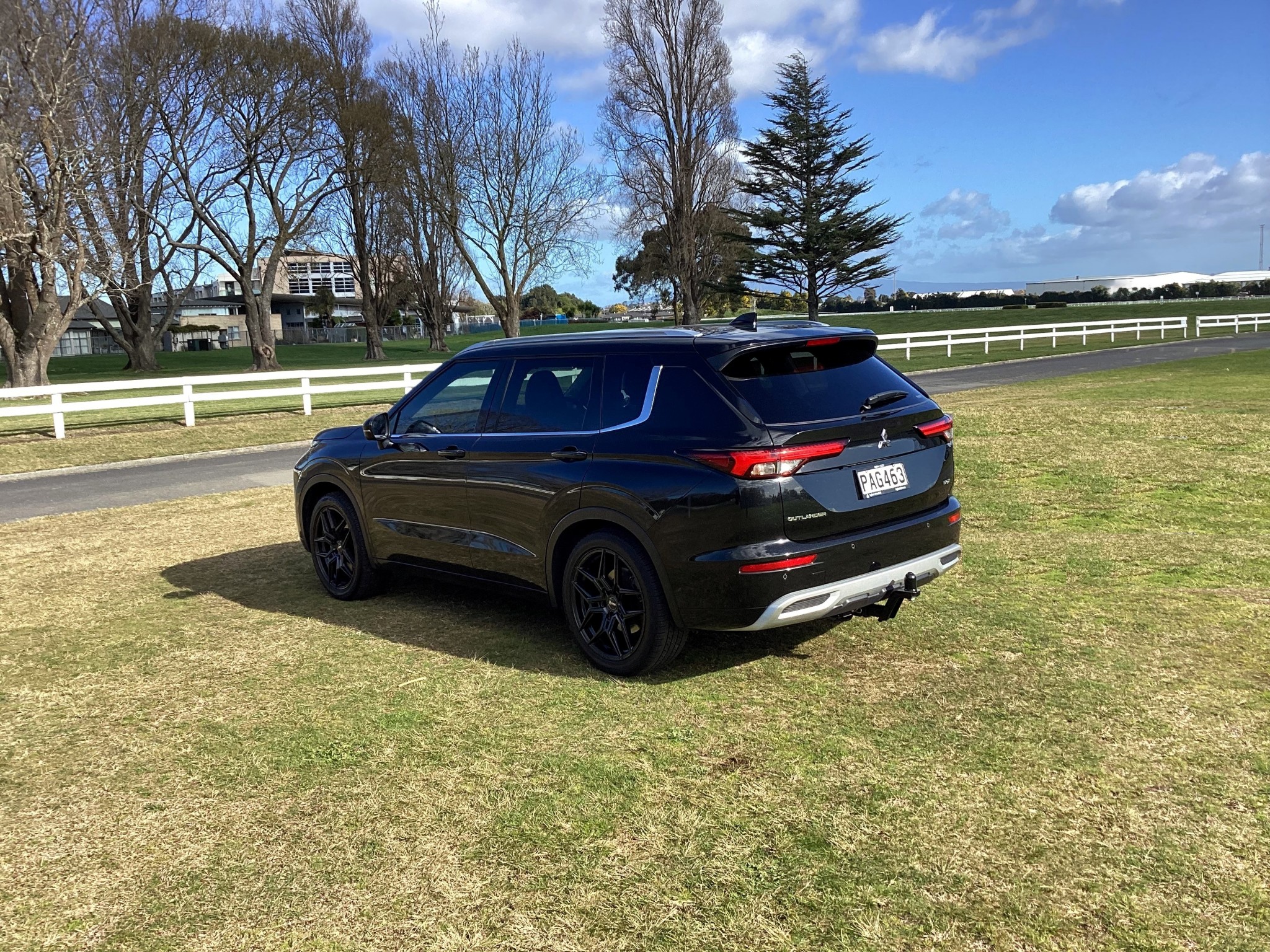 2022 Mitsubishi Outlander | VRX, AWD, 2.5L Petrol, 7 Seat, SUV. | 24326 | 4