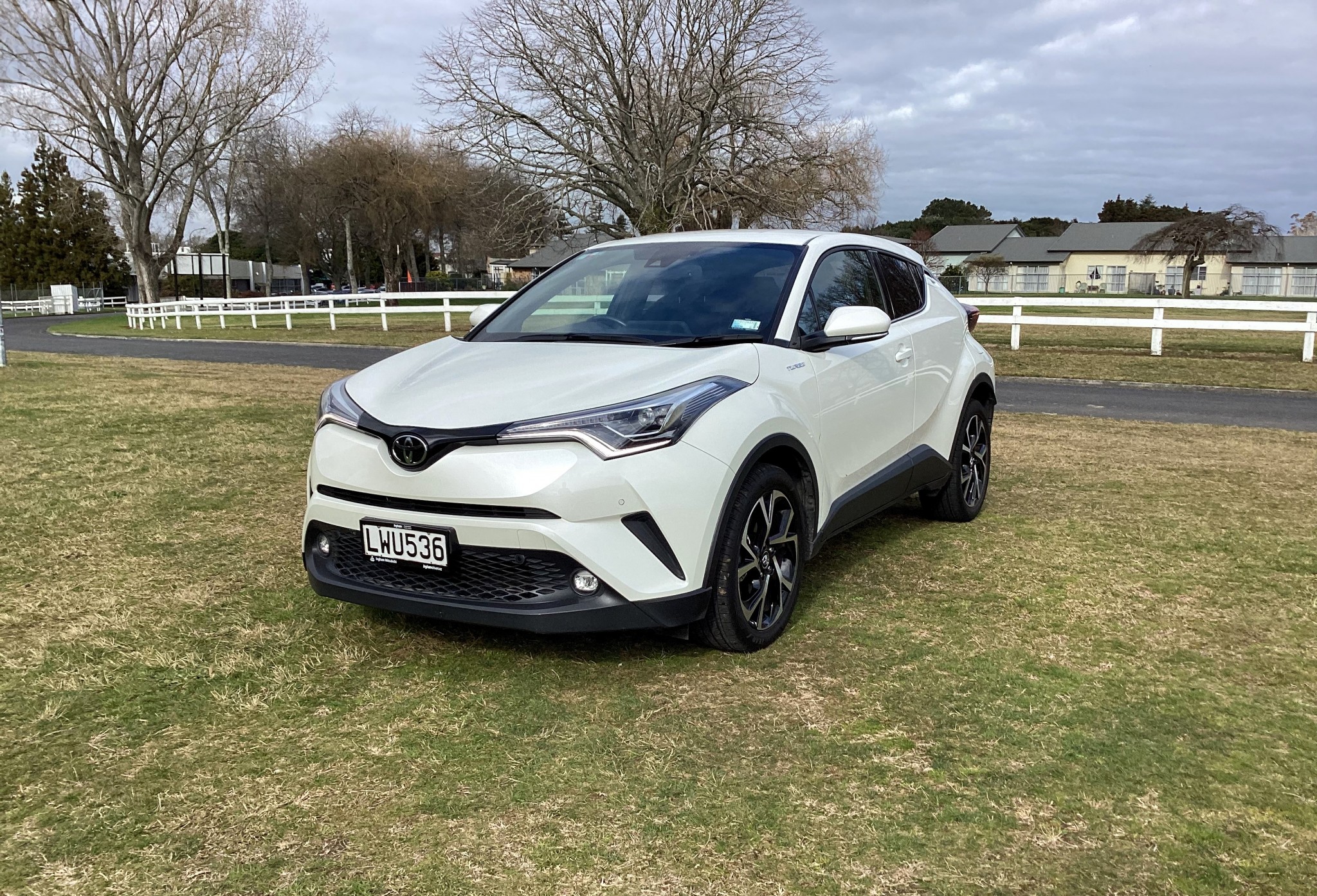 2019 Toyota C-HR | LIMITED 1.2L Petrol, Turbo, CVT, SUV. | 24383 | 3