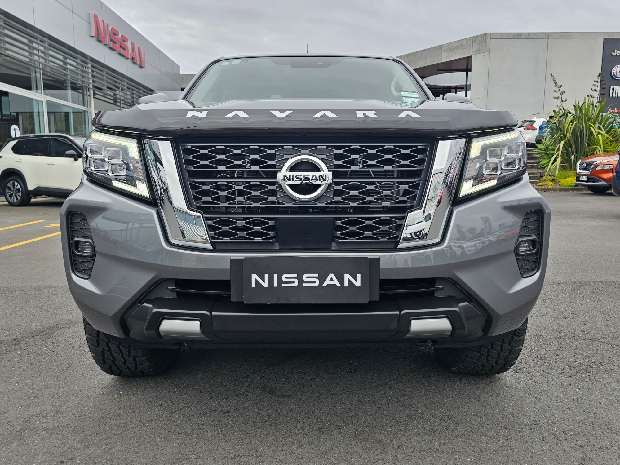 2024 Nissan Navara | TITANIUM 4WD | 24399 | 4