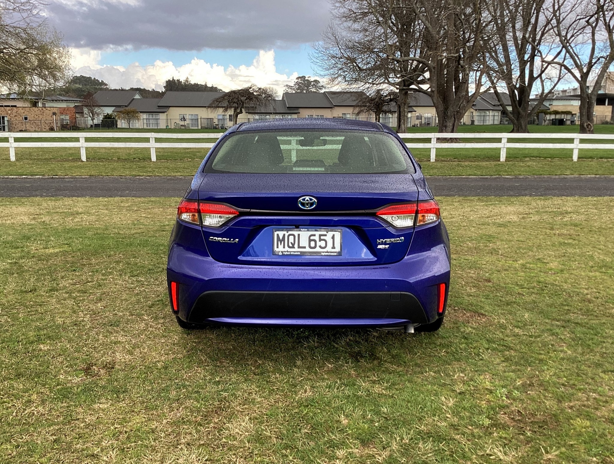 2020 Toyota Corolla | SX, 1.8PL Hybrid, CVT, Sedan. | 24437 | 5