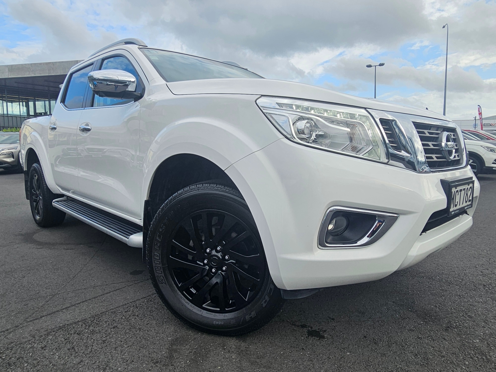 2019 Nissan Navara | ST-X 2WD | 24535 | 4