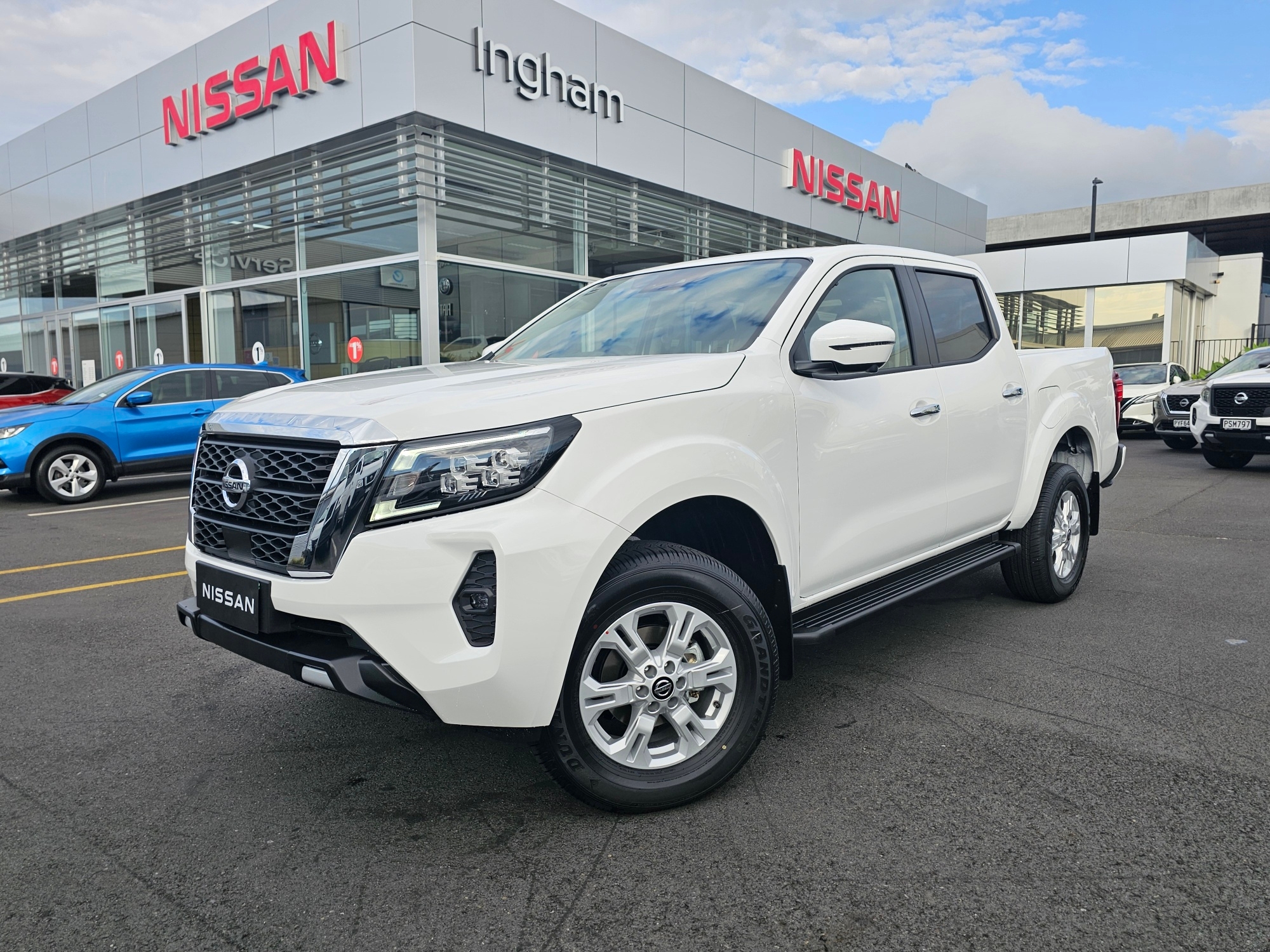 2024 Nissan Navara | ST 4WD MANUAL | 24536 | 1