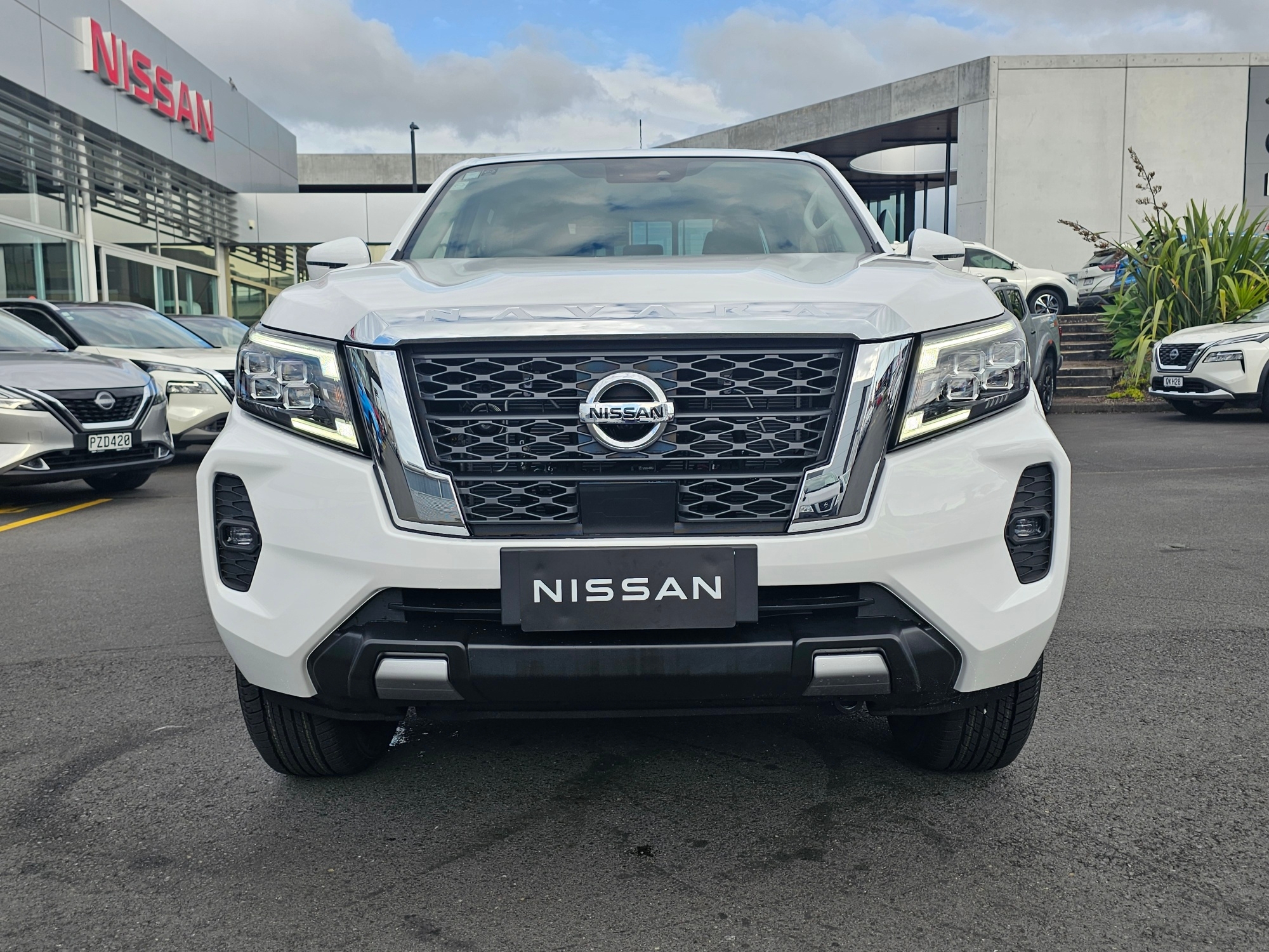 2024 Nissan Navara | ST 4WD MANUAL | 24536 | 3