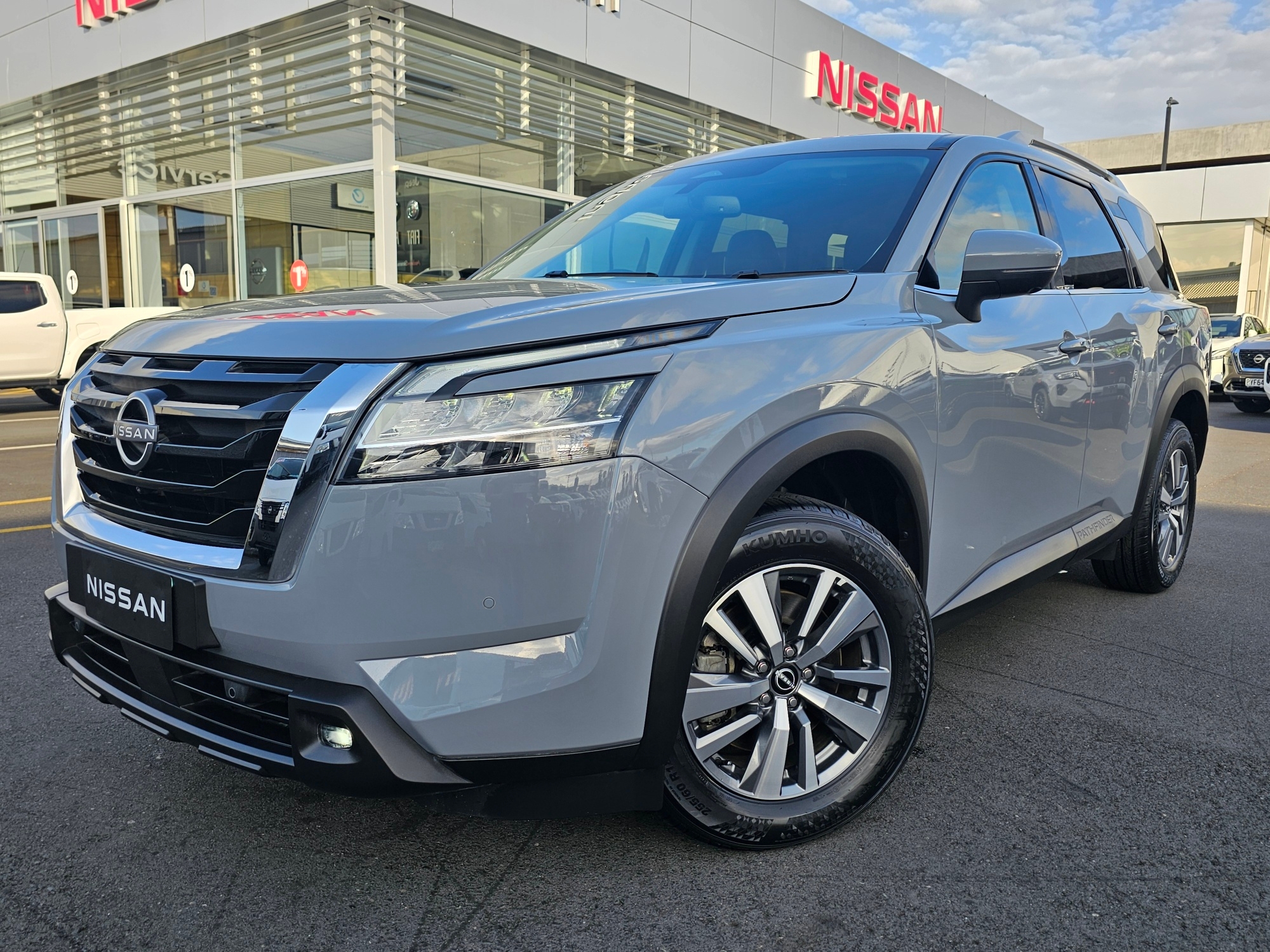 2024 Nissan Pathfinder | Ti 3.5/4WD | 24537 | 2