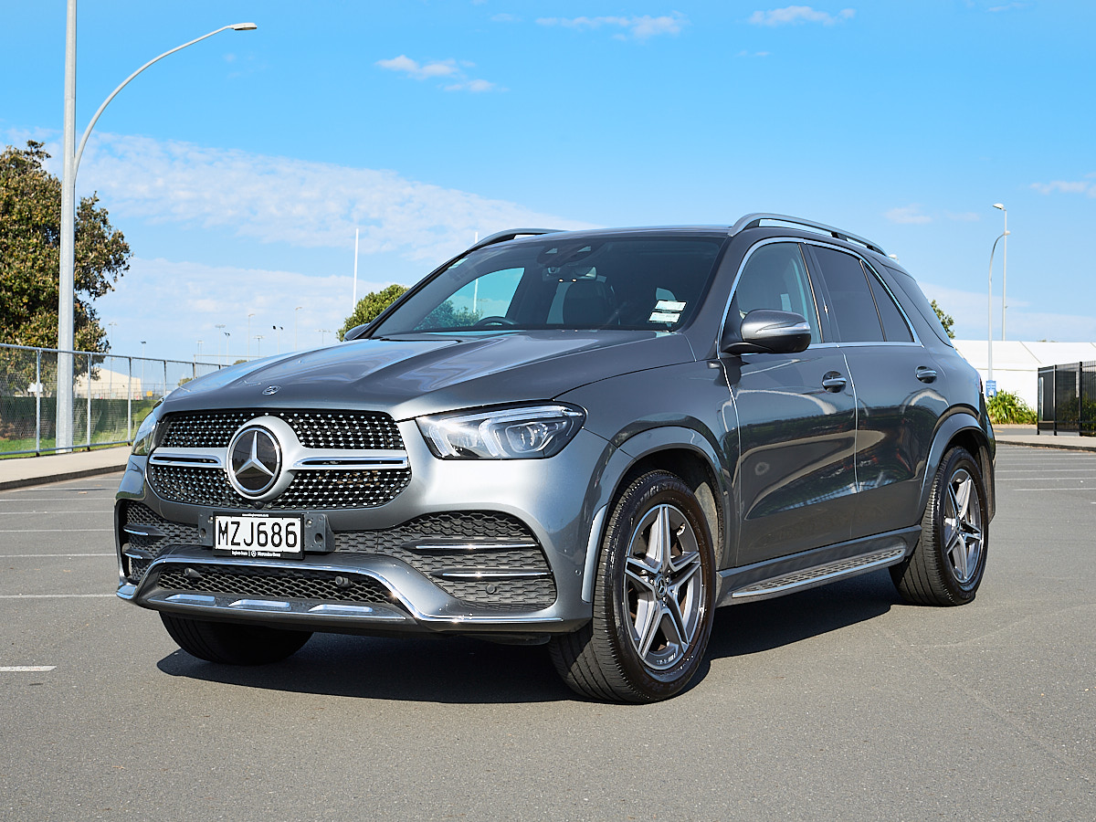 2020 Mercedes-Benz GLE 300 d | 300D 2.0D/4WD/9AT | 24538 | 2