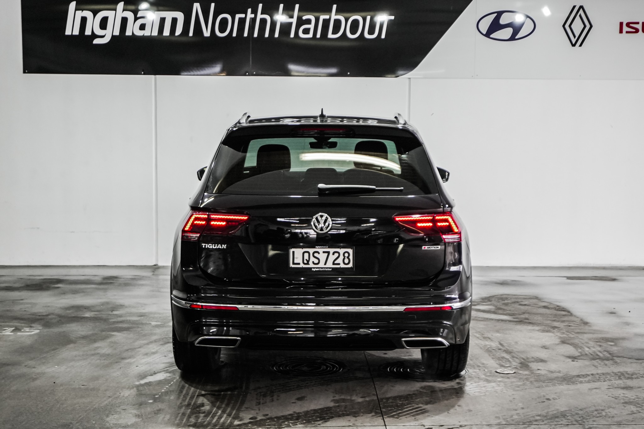 2018 Volkswagen Tiguan | TSI R-LINE 4MOTION 2 | 24570 | 5