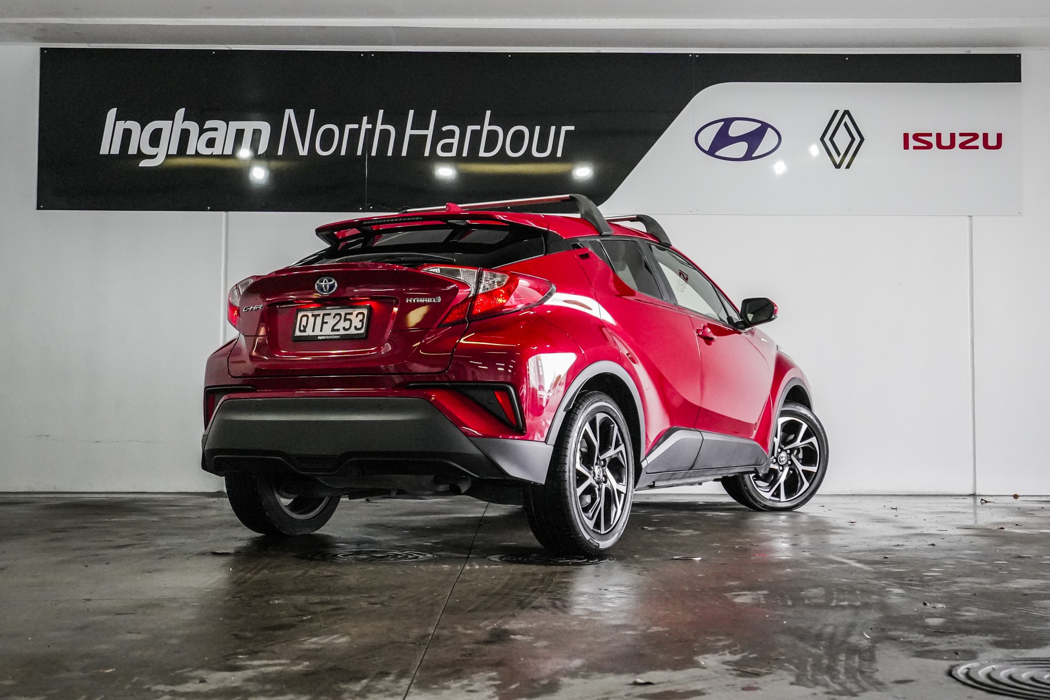 2020 Toyota C-HR | 1.8PH/HD | 24580 | 3