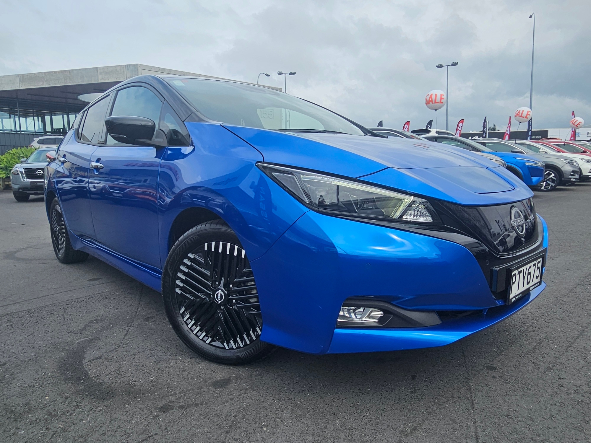 2023 Nissan Leaf | LEAF 39KW | 24675 | 4