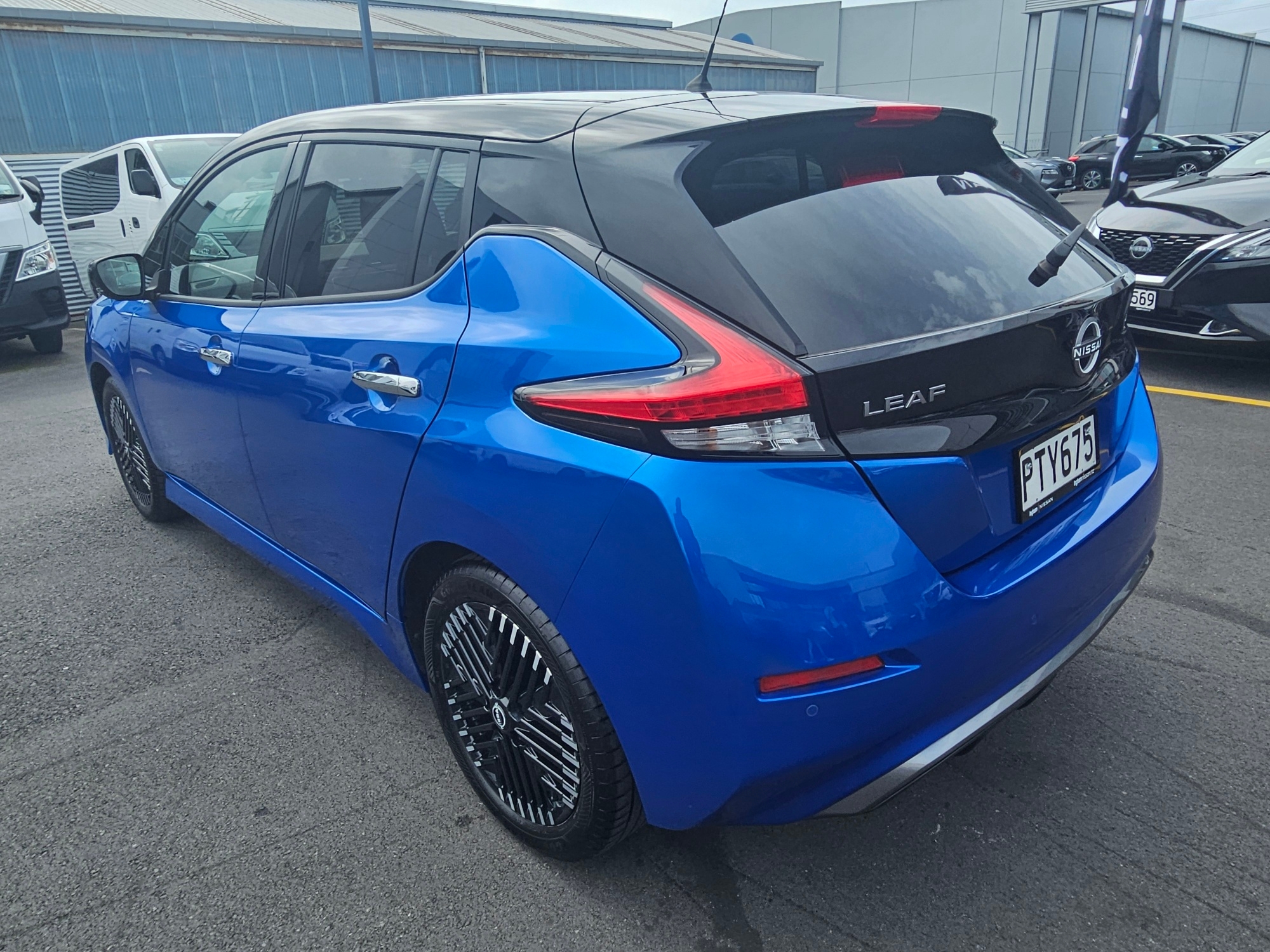 2023 Nissan Leaf | LEAF 39KW | 24675 | 7