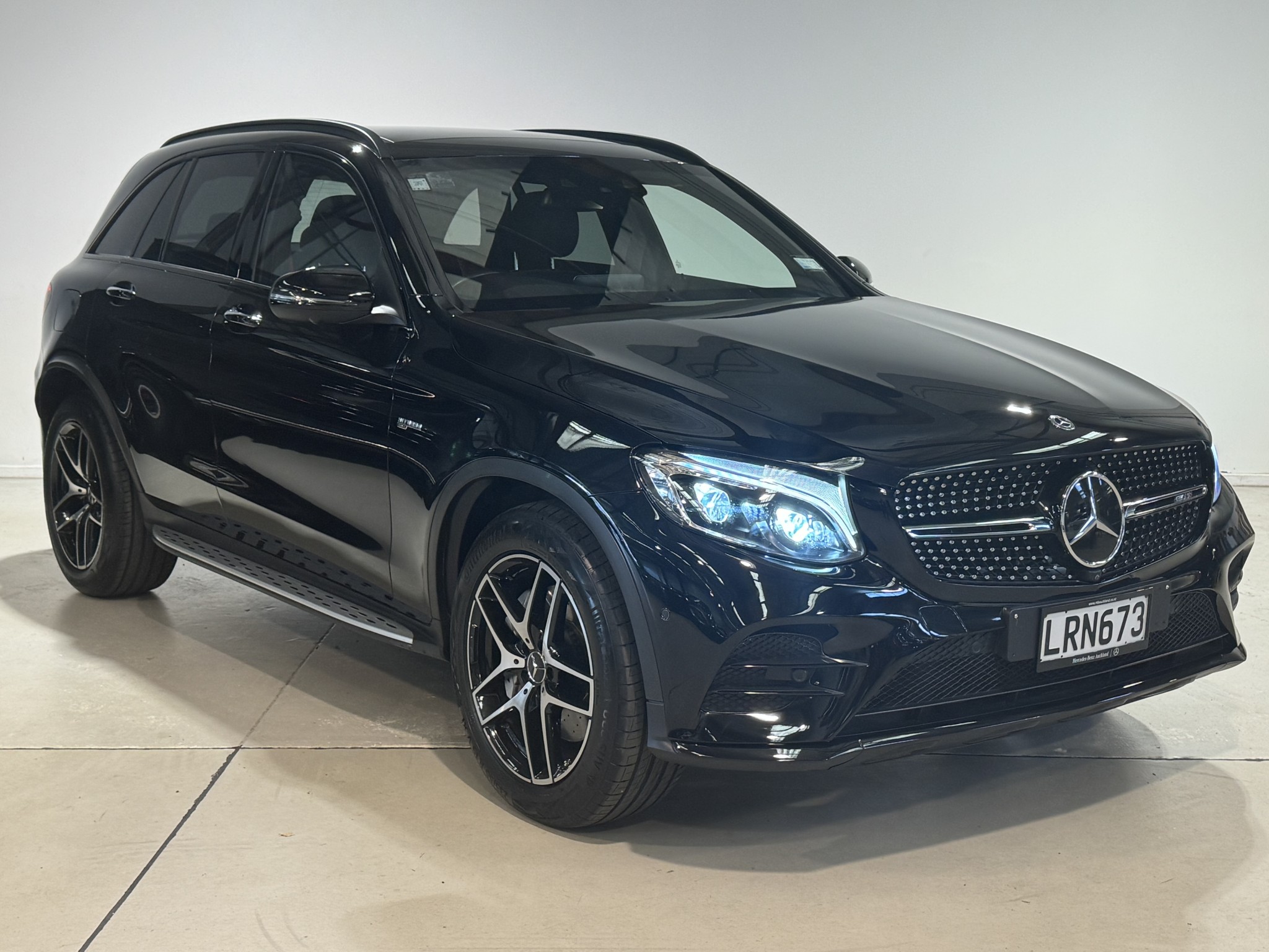 2018 Mercedes-Benz GLC 43 | GLC43 AMG 3.0PT/4WD/9AT | 24715 | 1