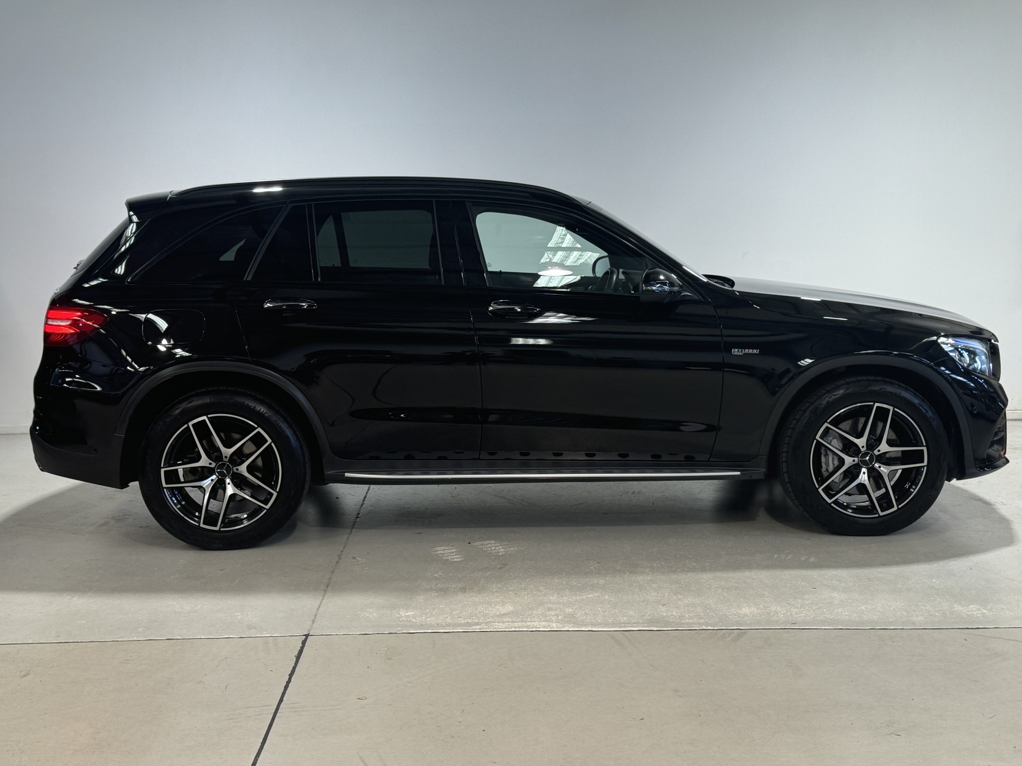 2018 Mercedes-Benz GLC 43 | GLC43 AMG 3.0PT/4WD/9AT | 24715 | 2