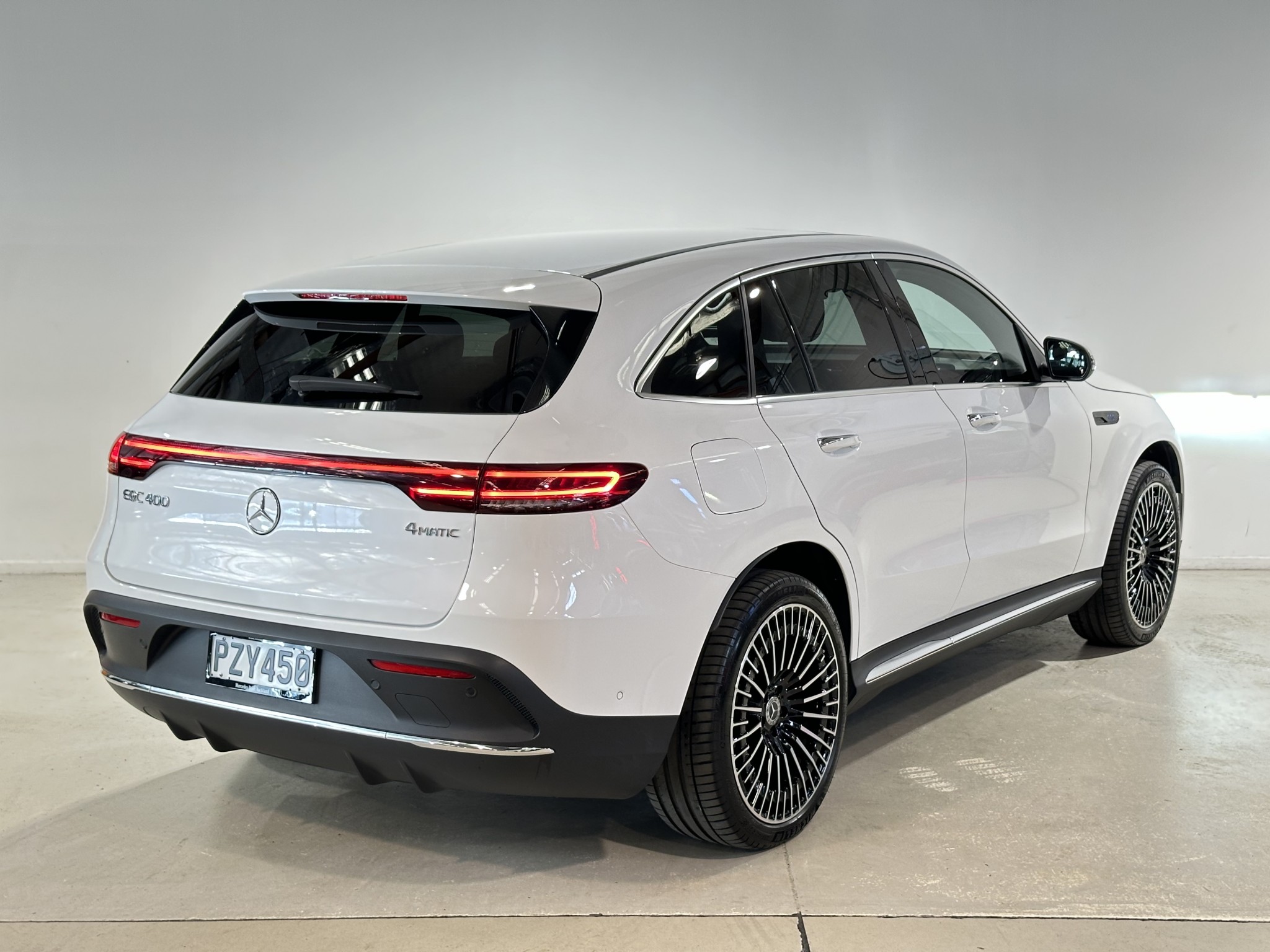 2023 Mercedes-Benz EQC | EQC400 4MATIC SPORT 300 | 24019 | 3