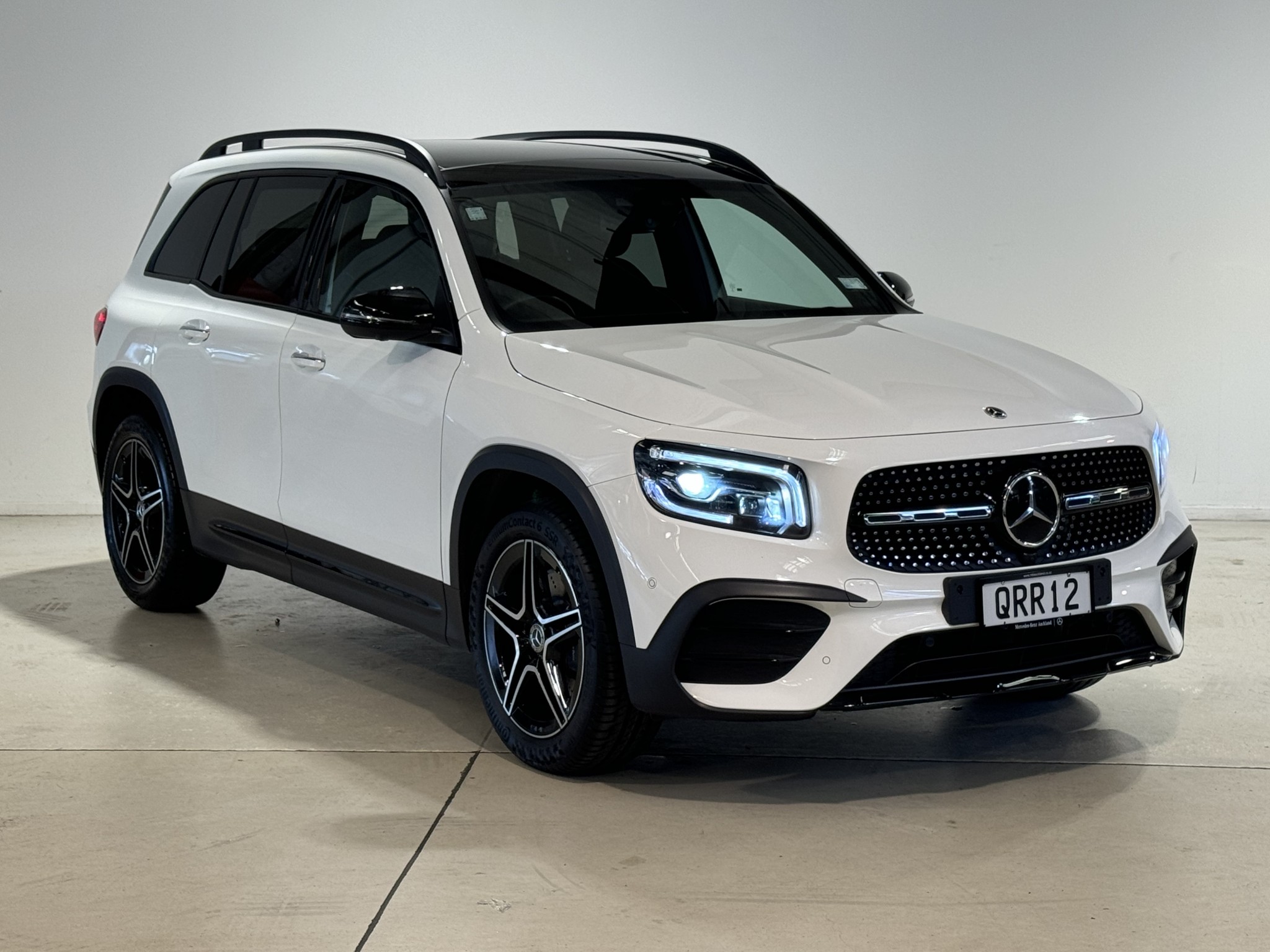 2021 Mercedes-Benz GLB 250 | 4M 2.0P/4WD/8AT | 24348 | 1