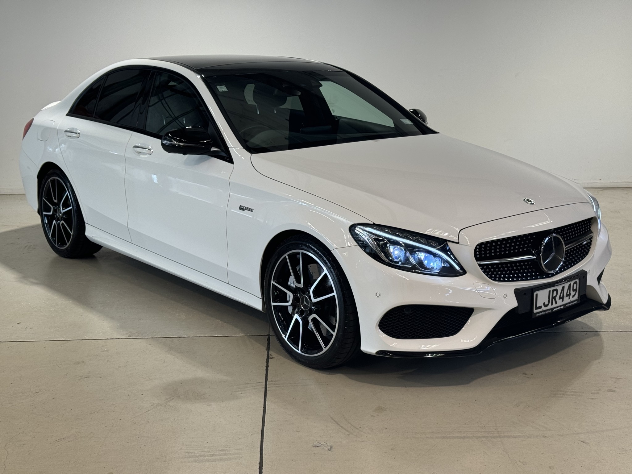 2018 Mercedes-Benz C-CLASS | C 43 3.0PT/4WD/9AT | 24353 | 1