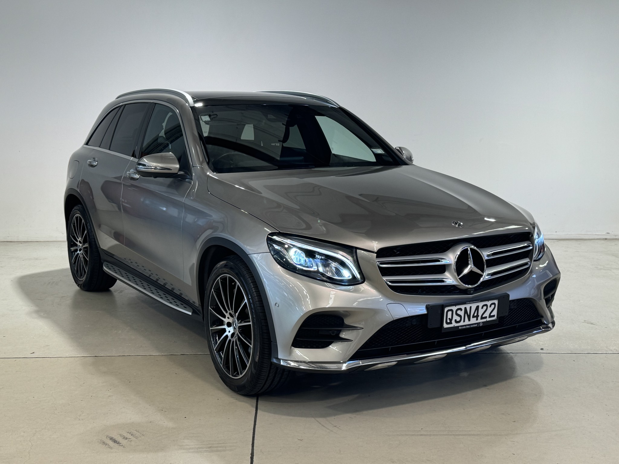 2019 Mercedes-Benz GLC 200 | 2.0P/9AT | 24452 | 1