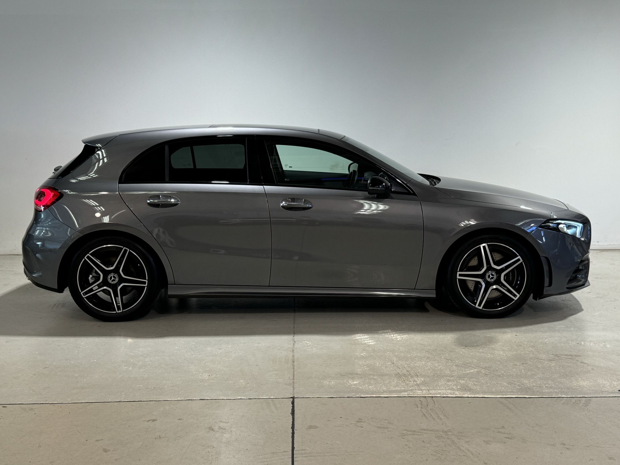 2022 Mercedes-Benz A 250 | 4MATIC 2.0PT | 24355 | 2